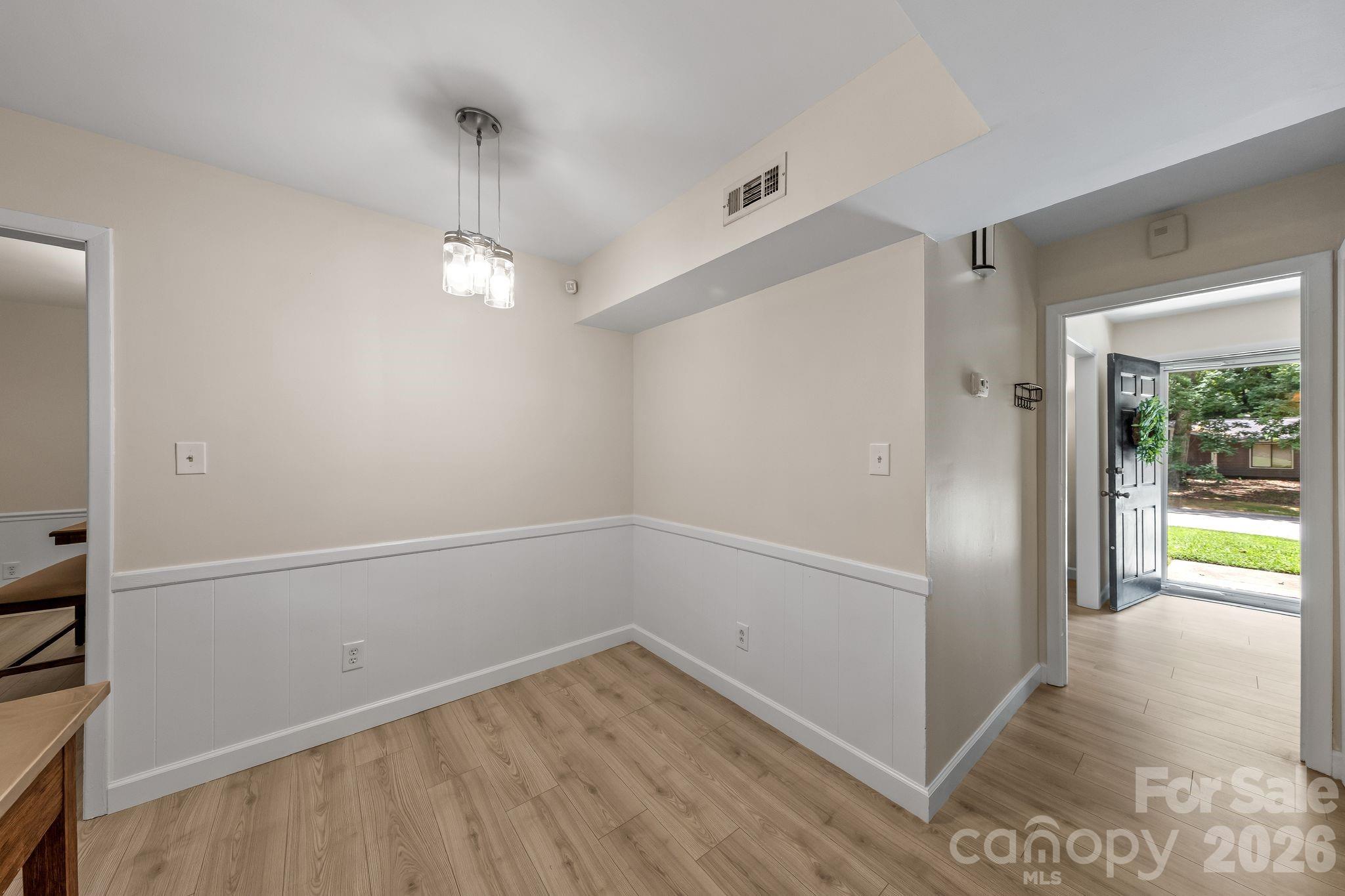 6435 Bridlewood Lane — Charlotte