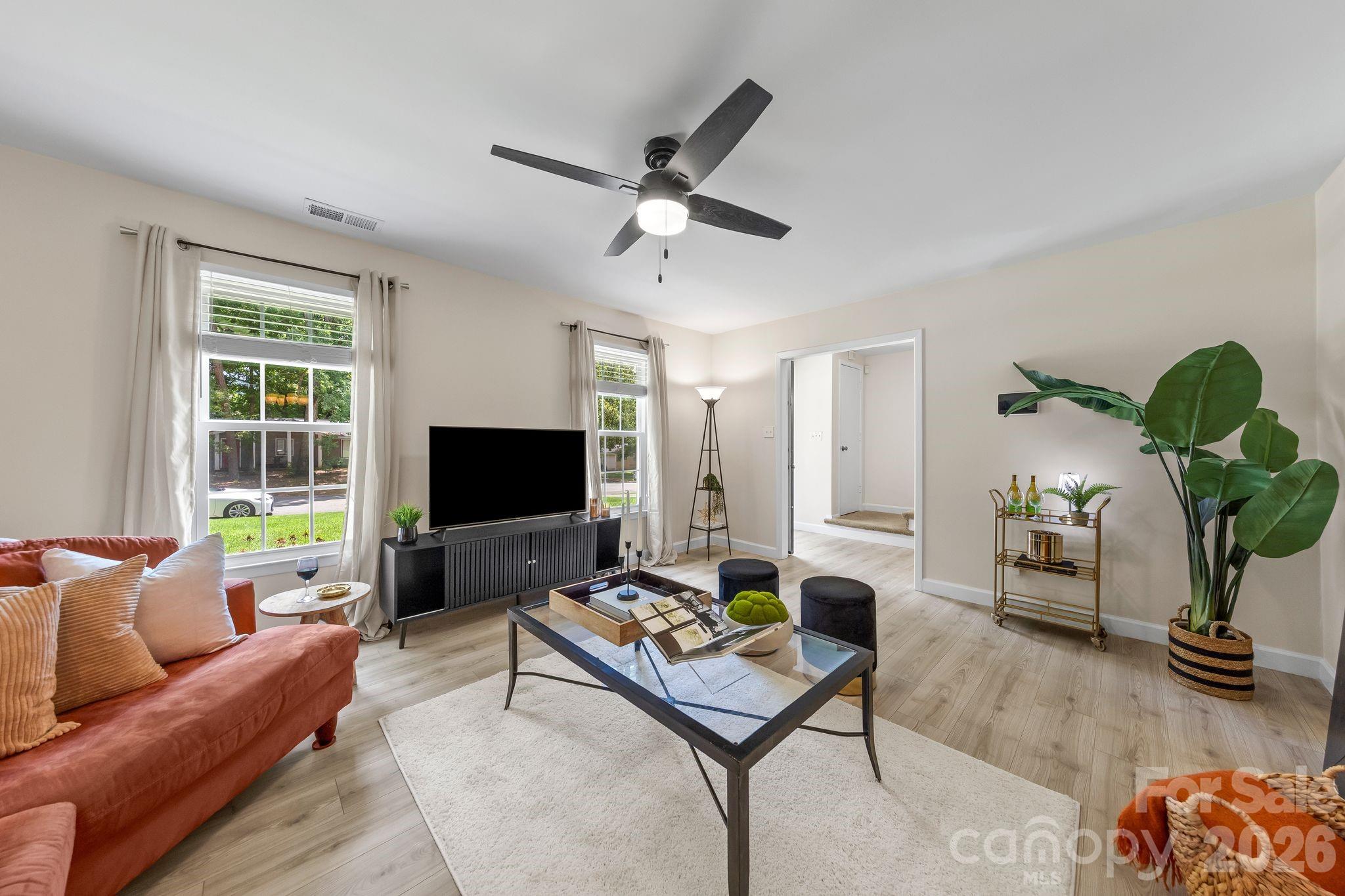 6435 Bridlewood Lane — Charlotte