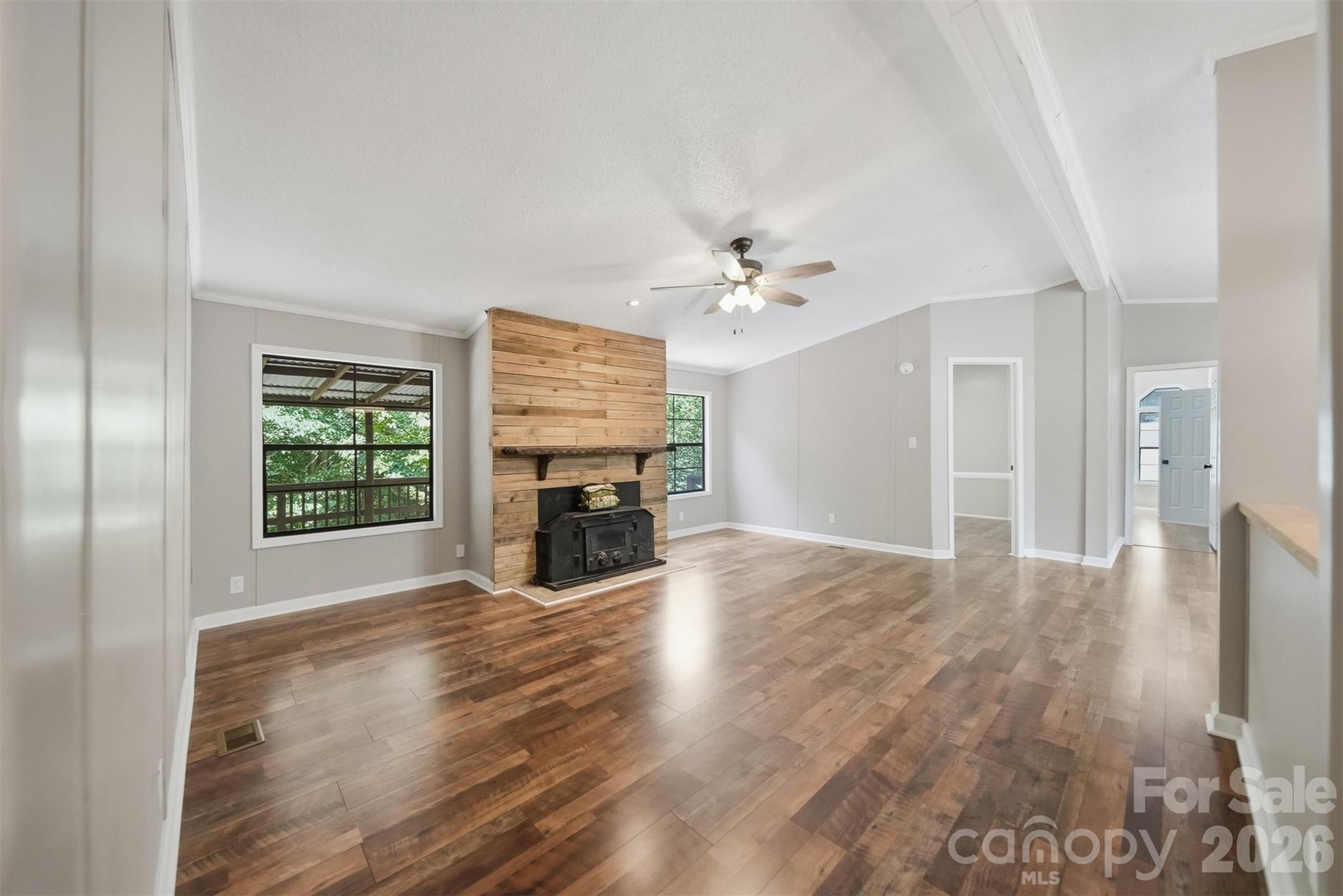 4944 Largo Court — Conover