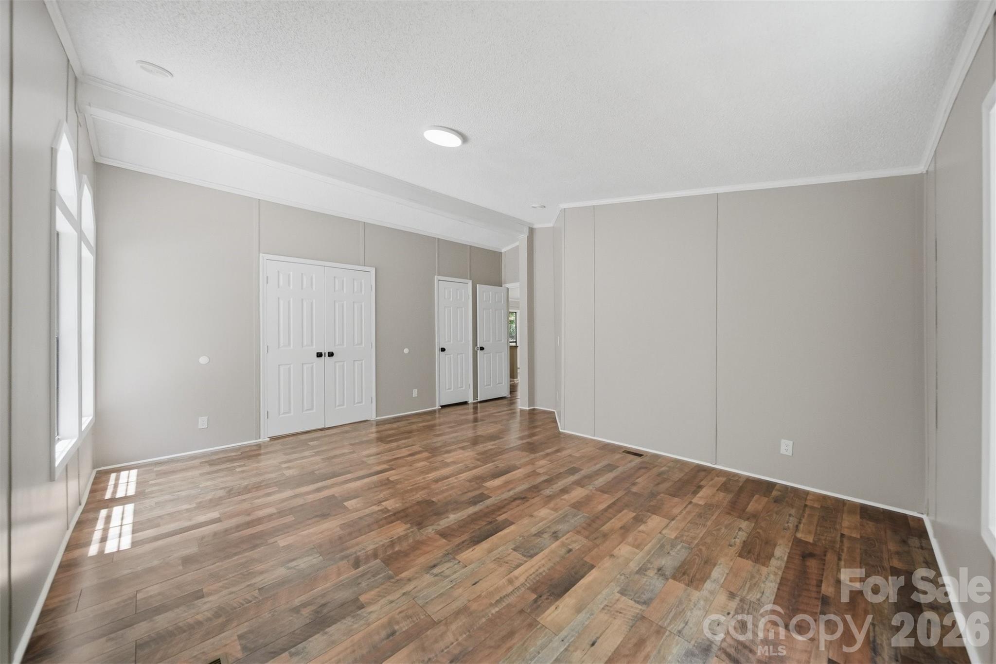 4944 Largo Court — Conover
