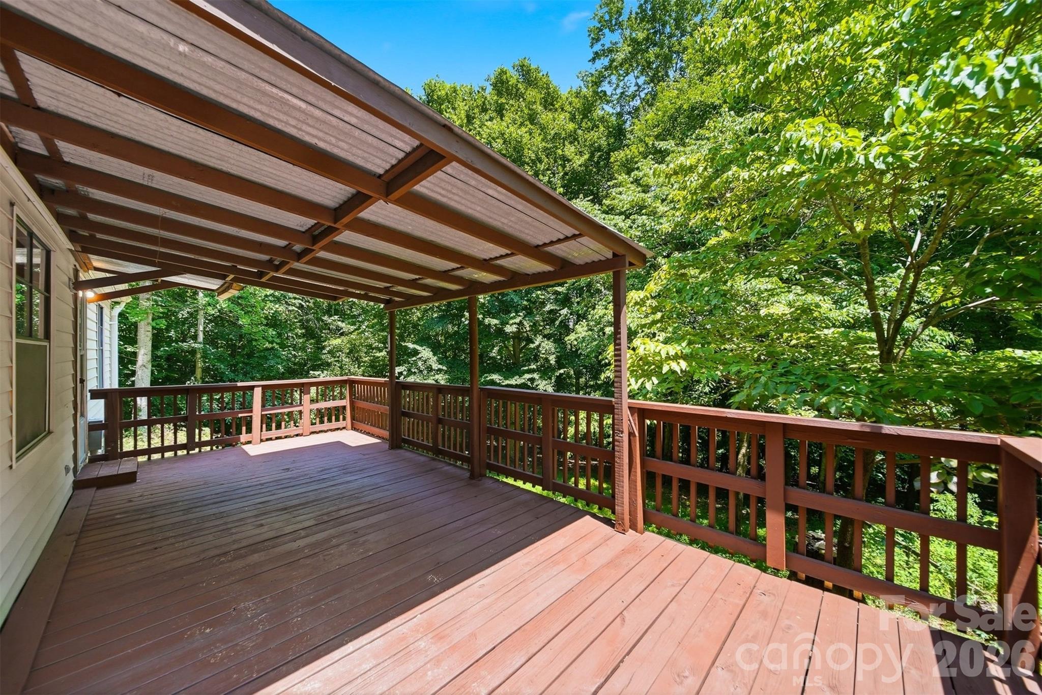 4944 Largo Court — Conover
