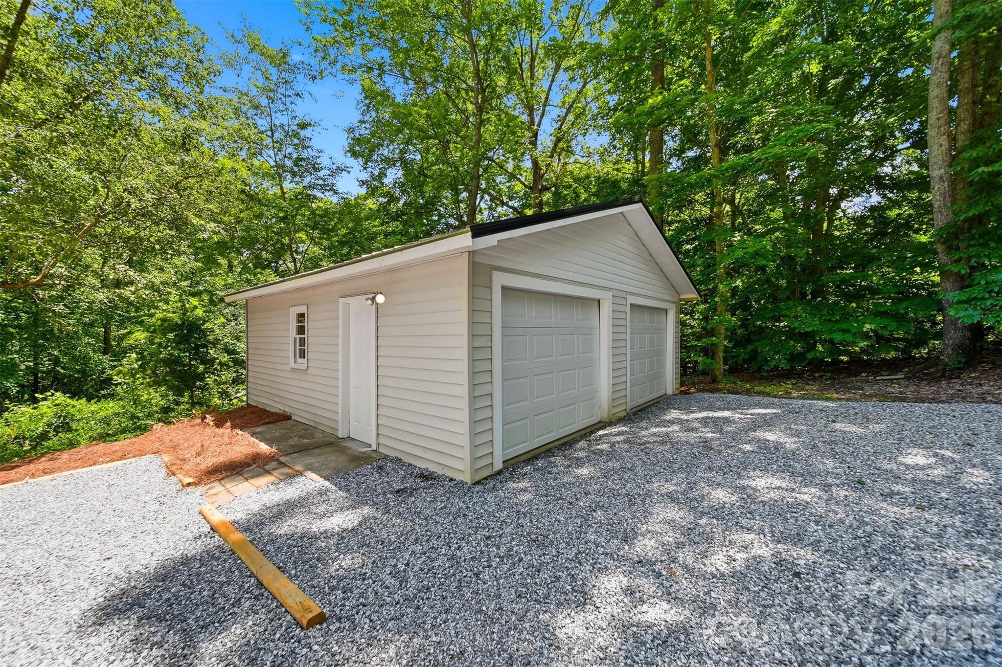 4944 Largo Court — Conover
