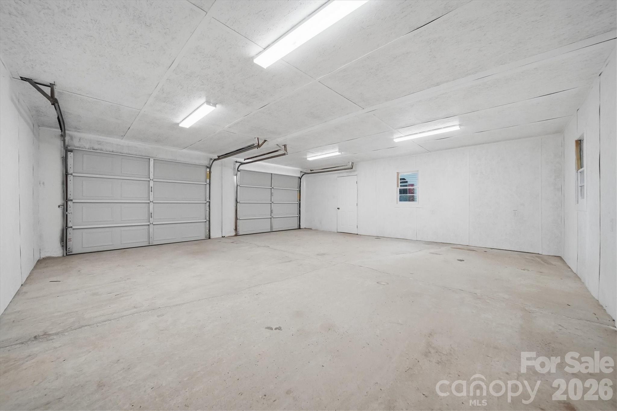 4944 Largo Court — Conover