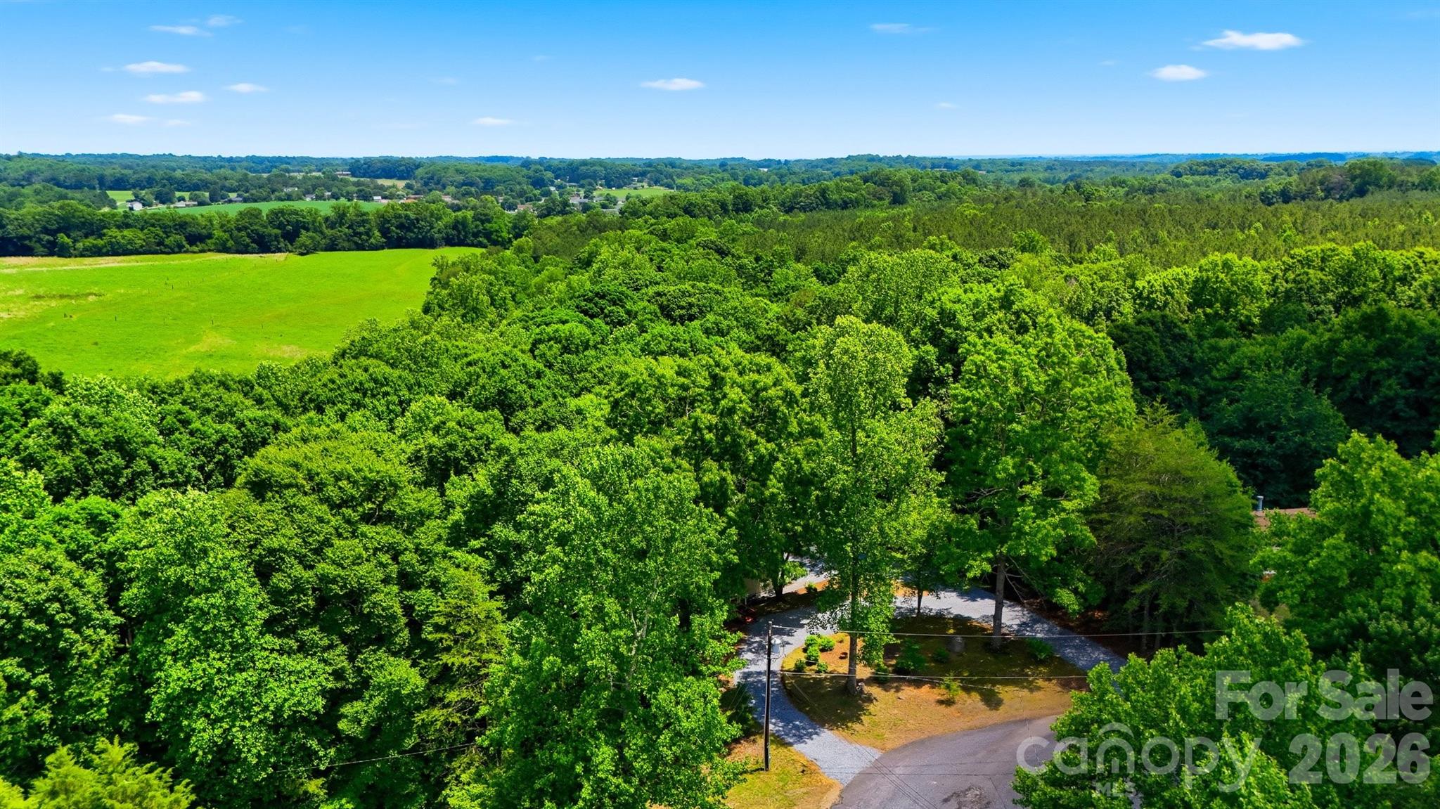 4944 Largo Court — Conover