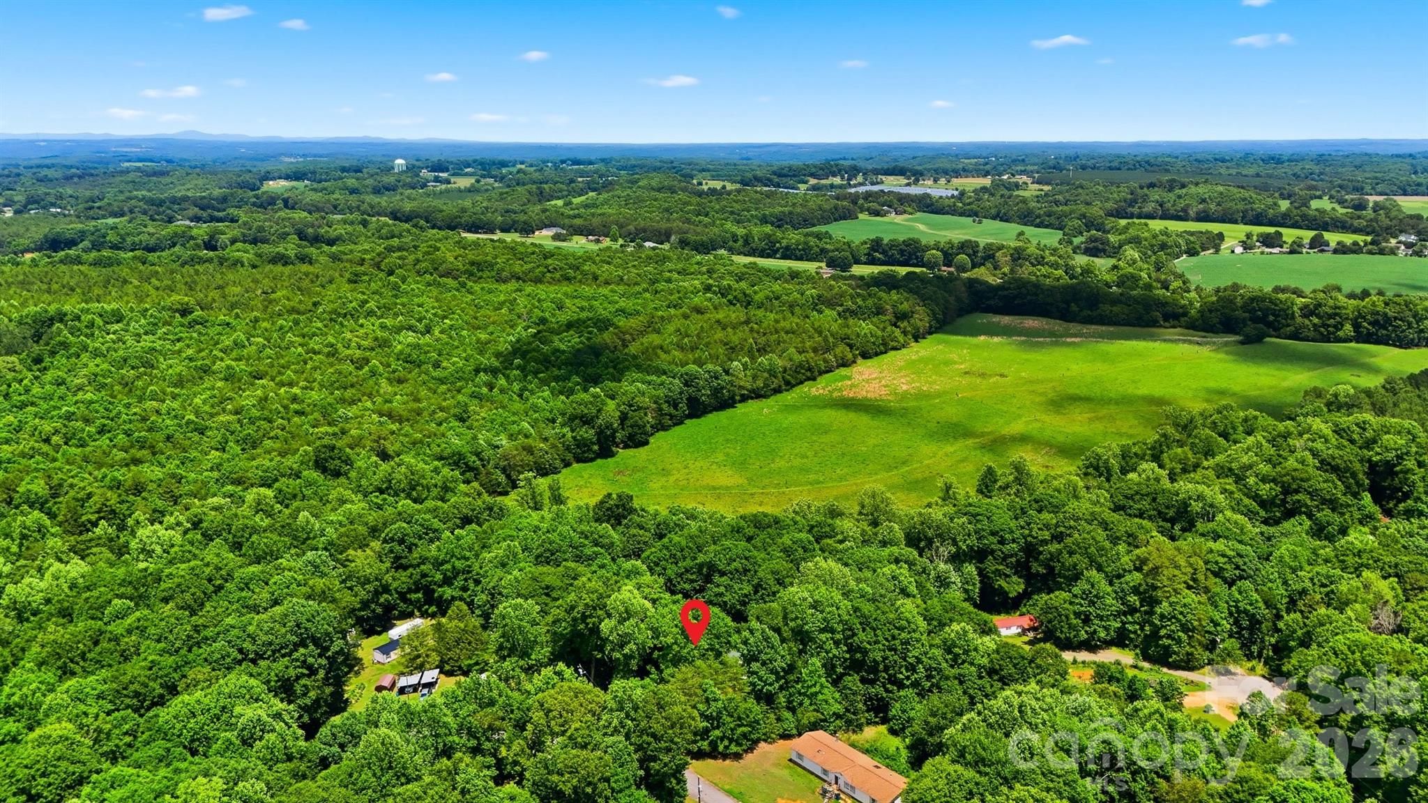 4944 Largo Court — Conover