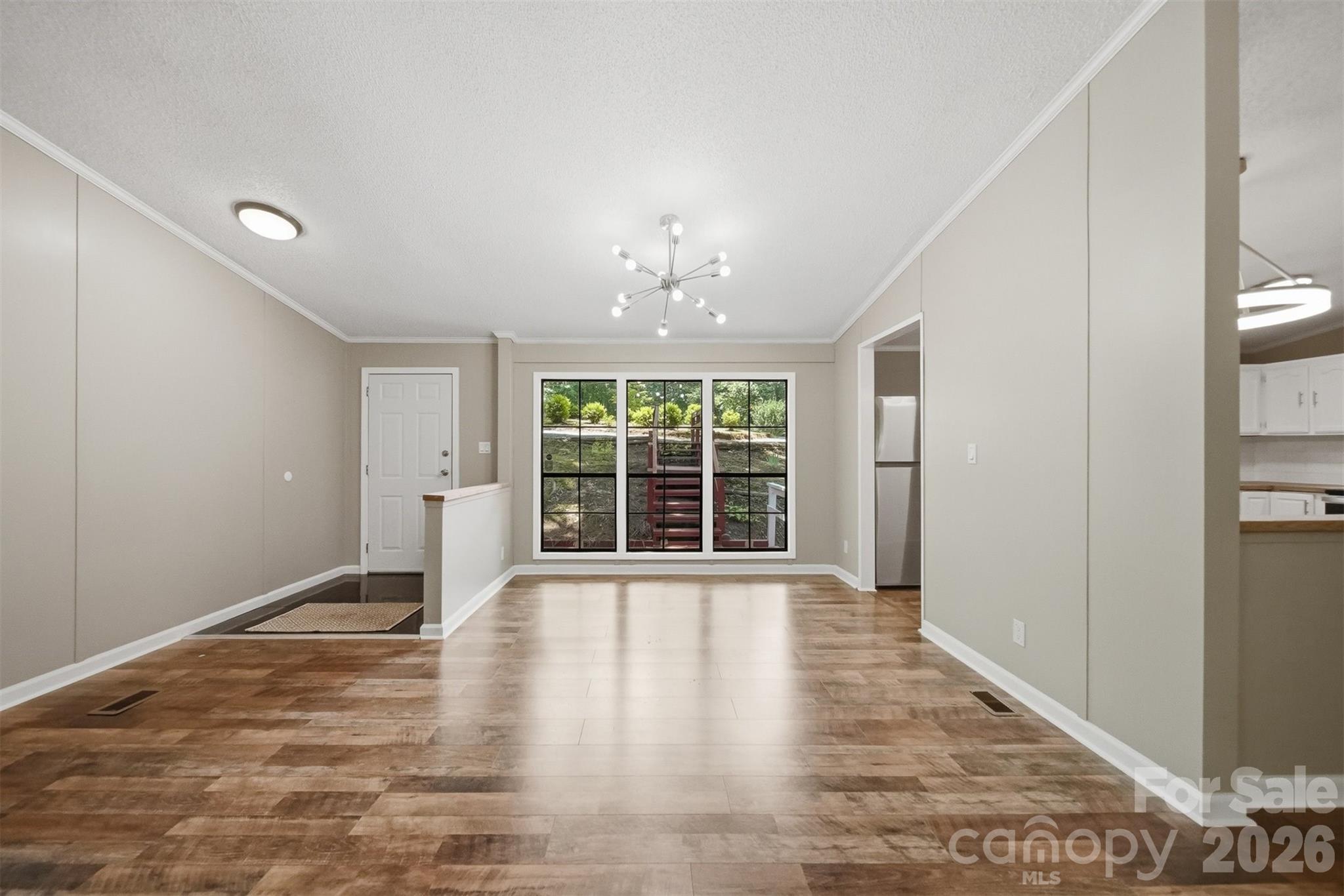 4944 Largo Court — Conover