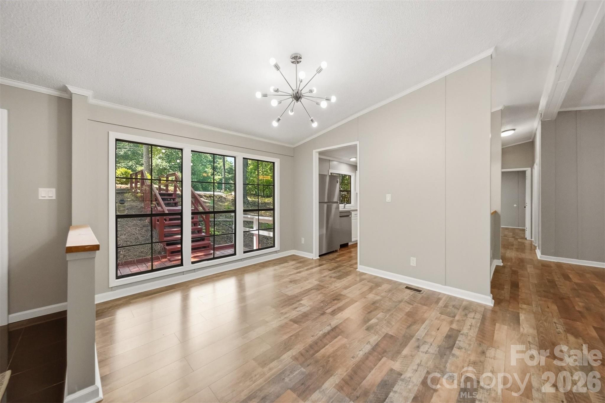 4944 Largo Court — Conover