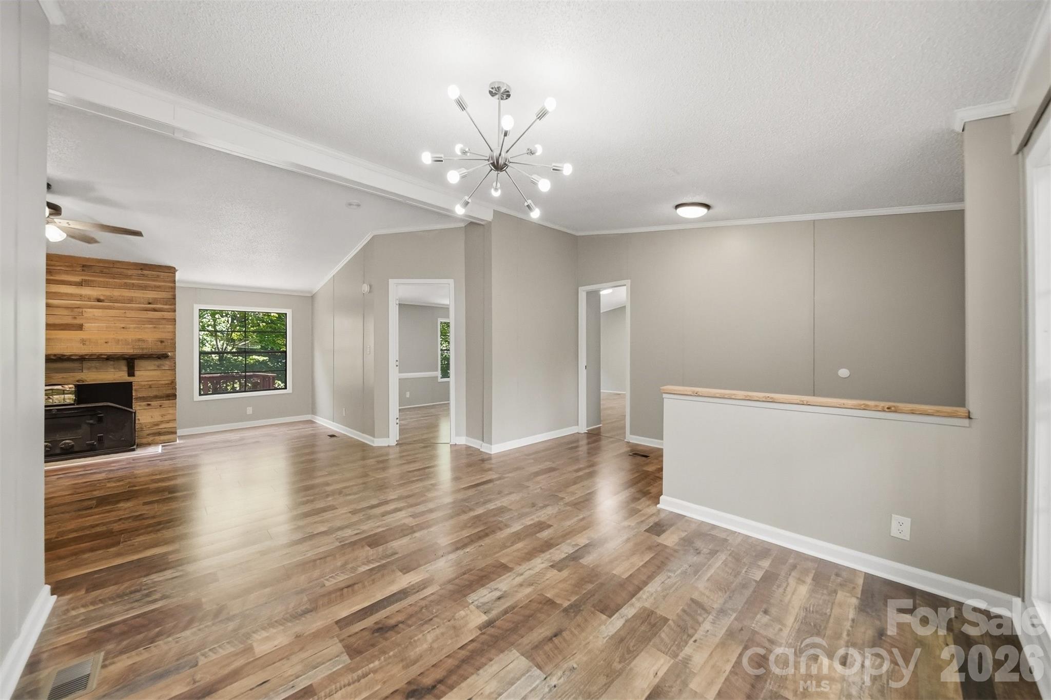 4944 Largo Court — Conover