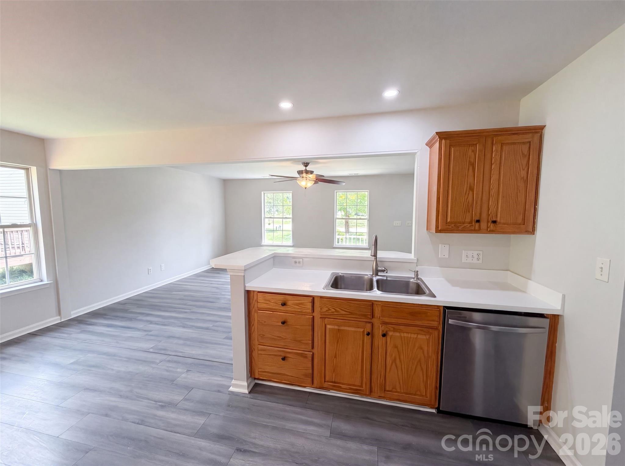 11220 Northwoods Forest Drive — Charlotte