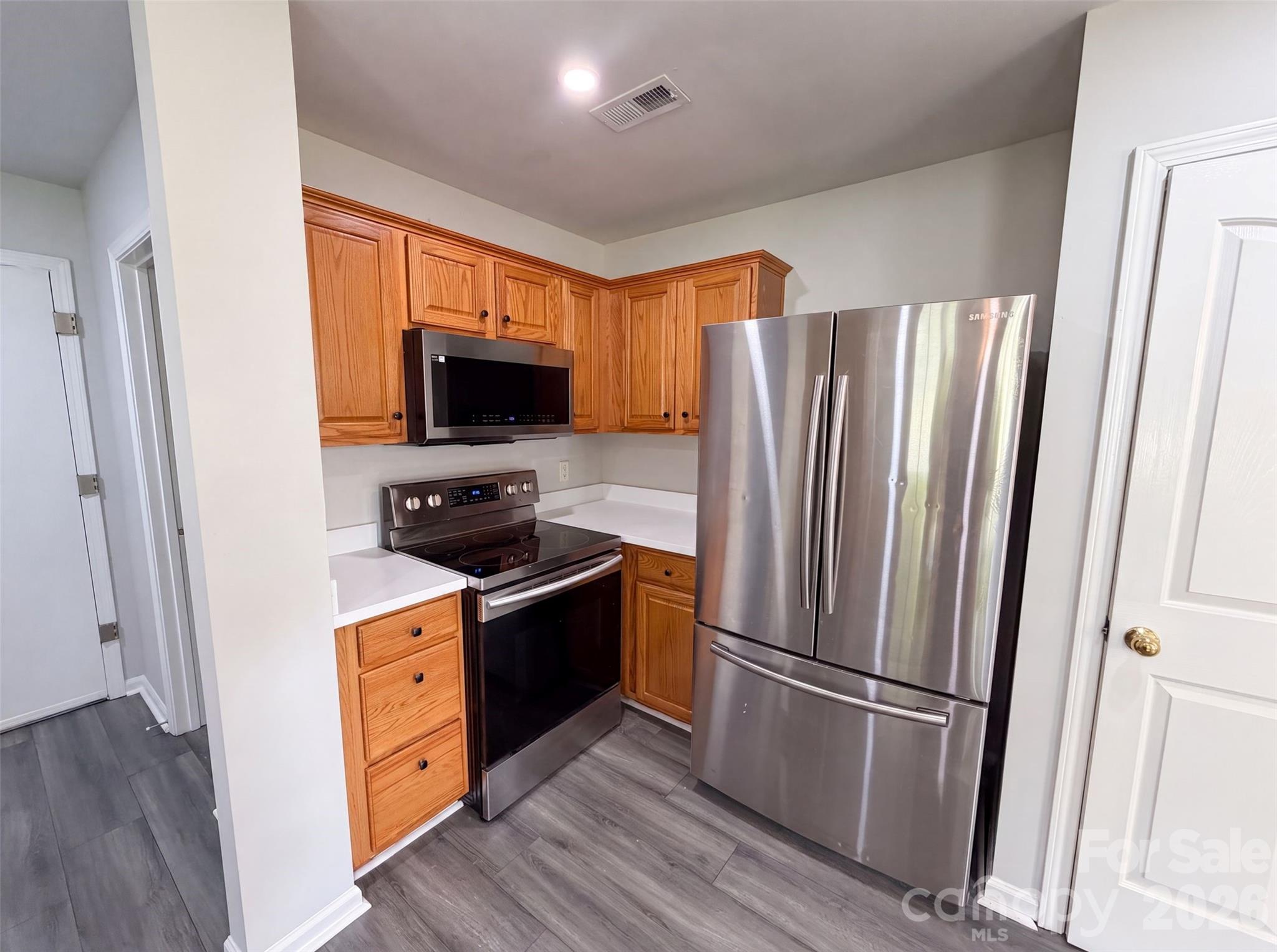 11220 Northwoods Forest Drive — Charlotte