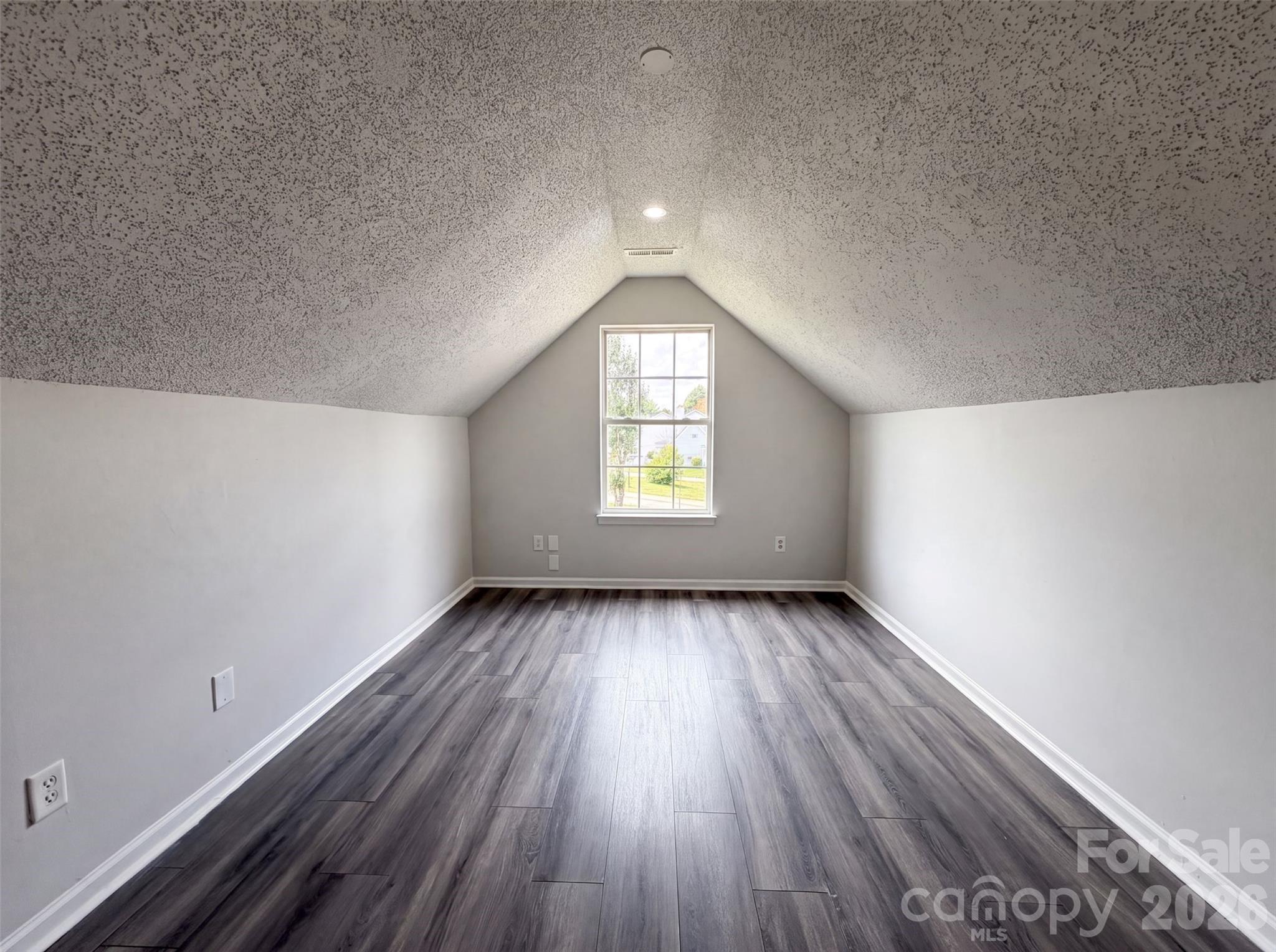 11220 Northwoods Forest Drive — Charlotte