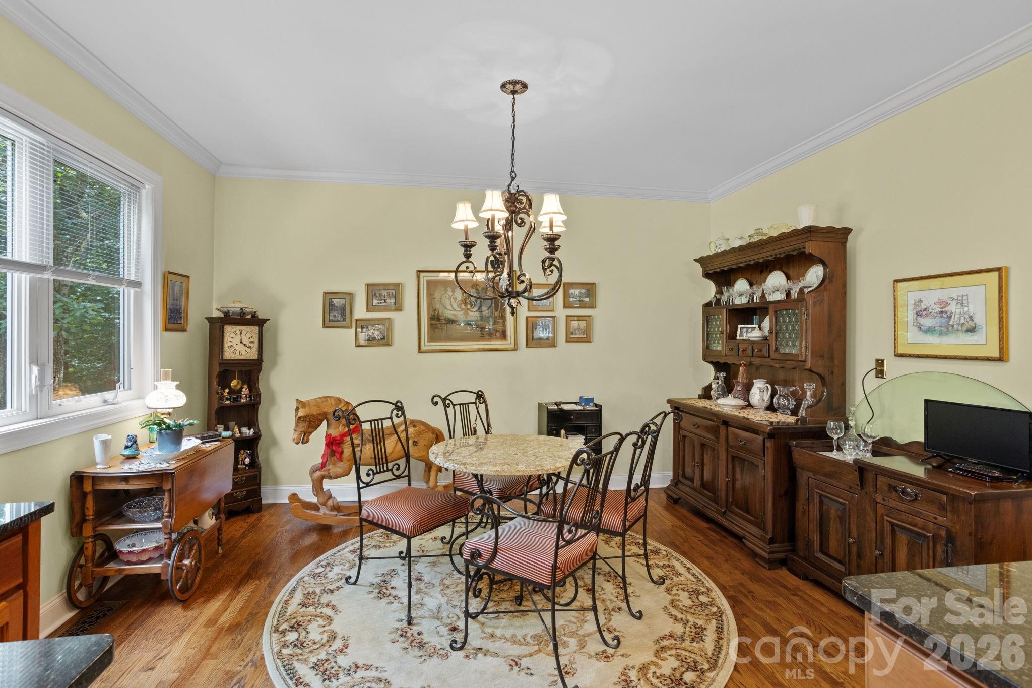 100 Crestgrove Drive — Flat Rock