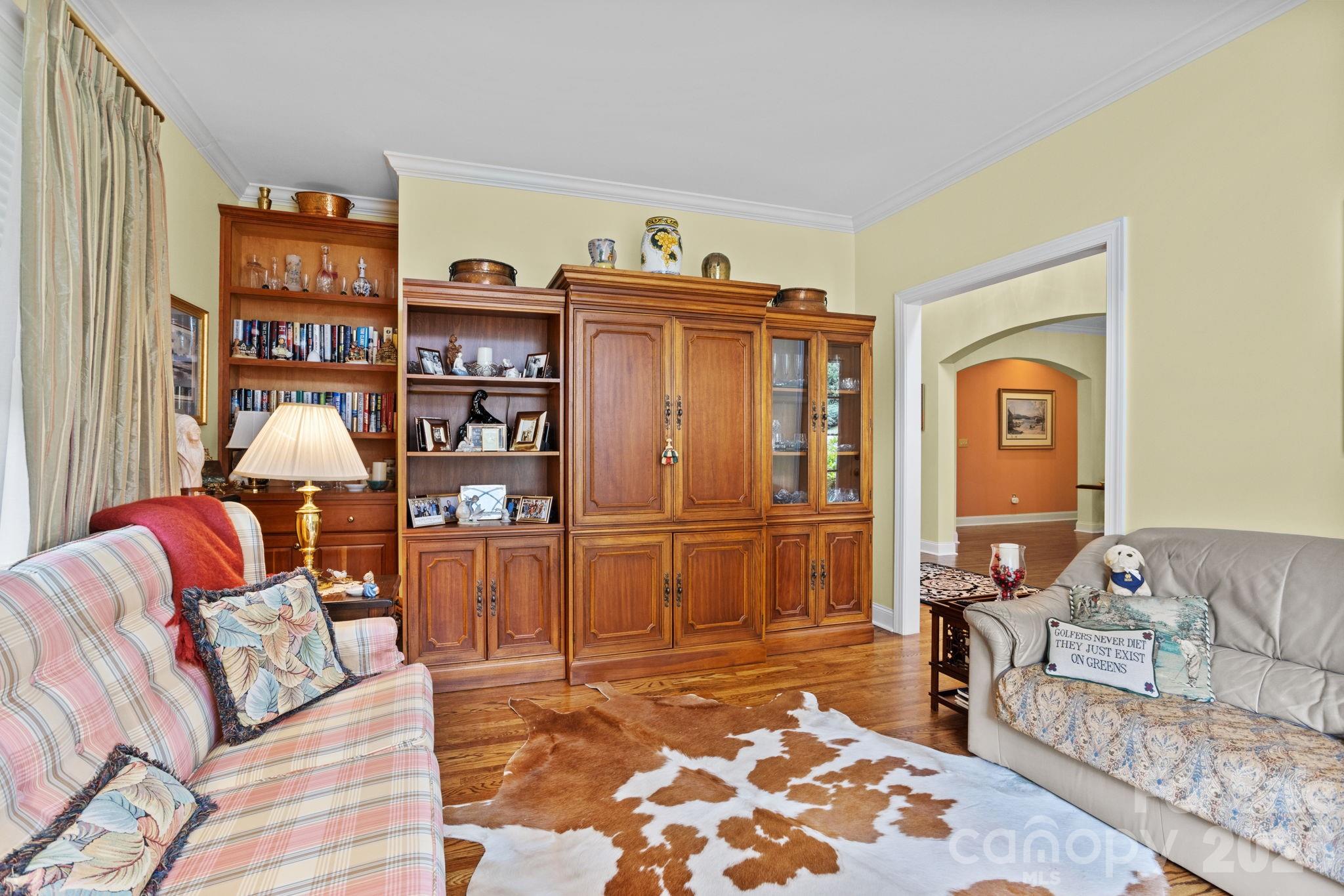 100 Crestgrove Drive — Flat Rock