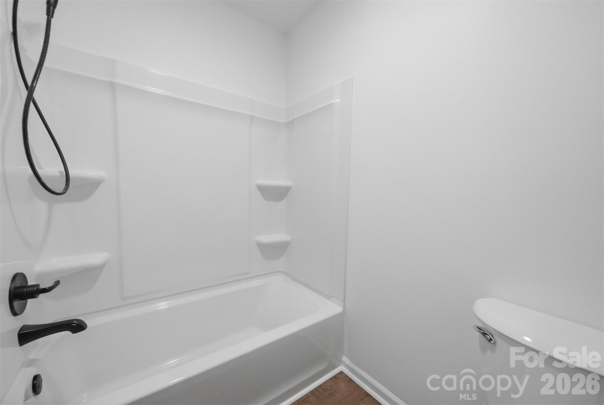 414 7th Street NE — Hickory