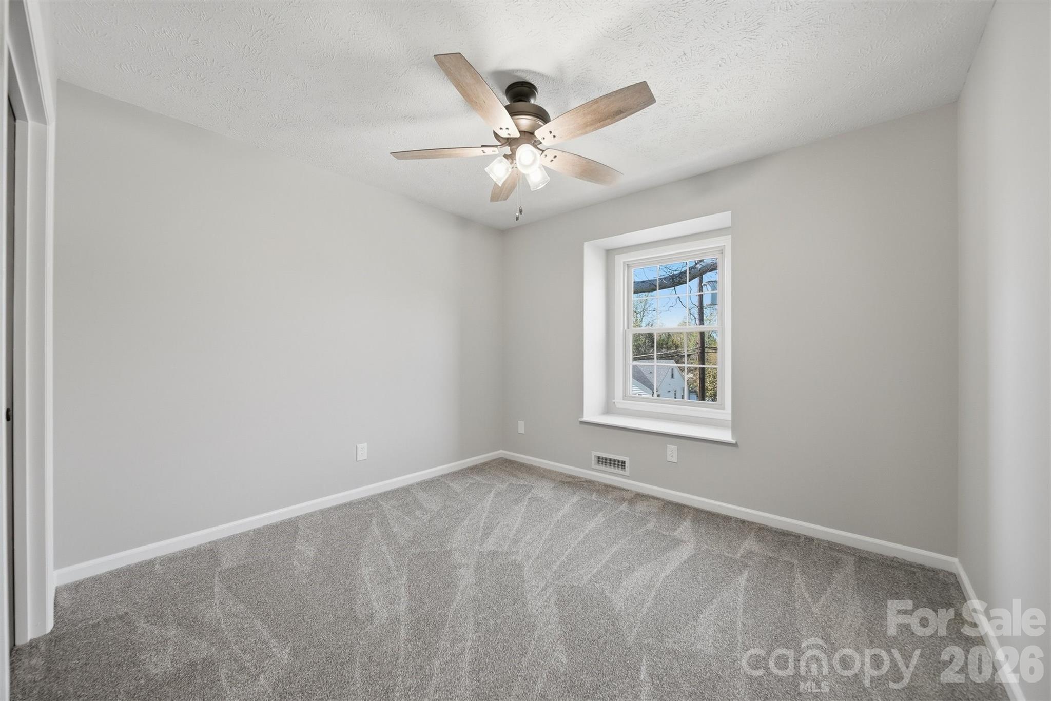 414 7th Street NE — Hickory