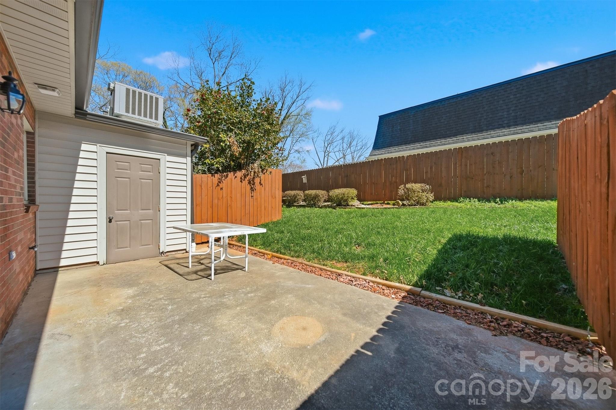 414 7th Street NE — Hickory