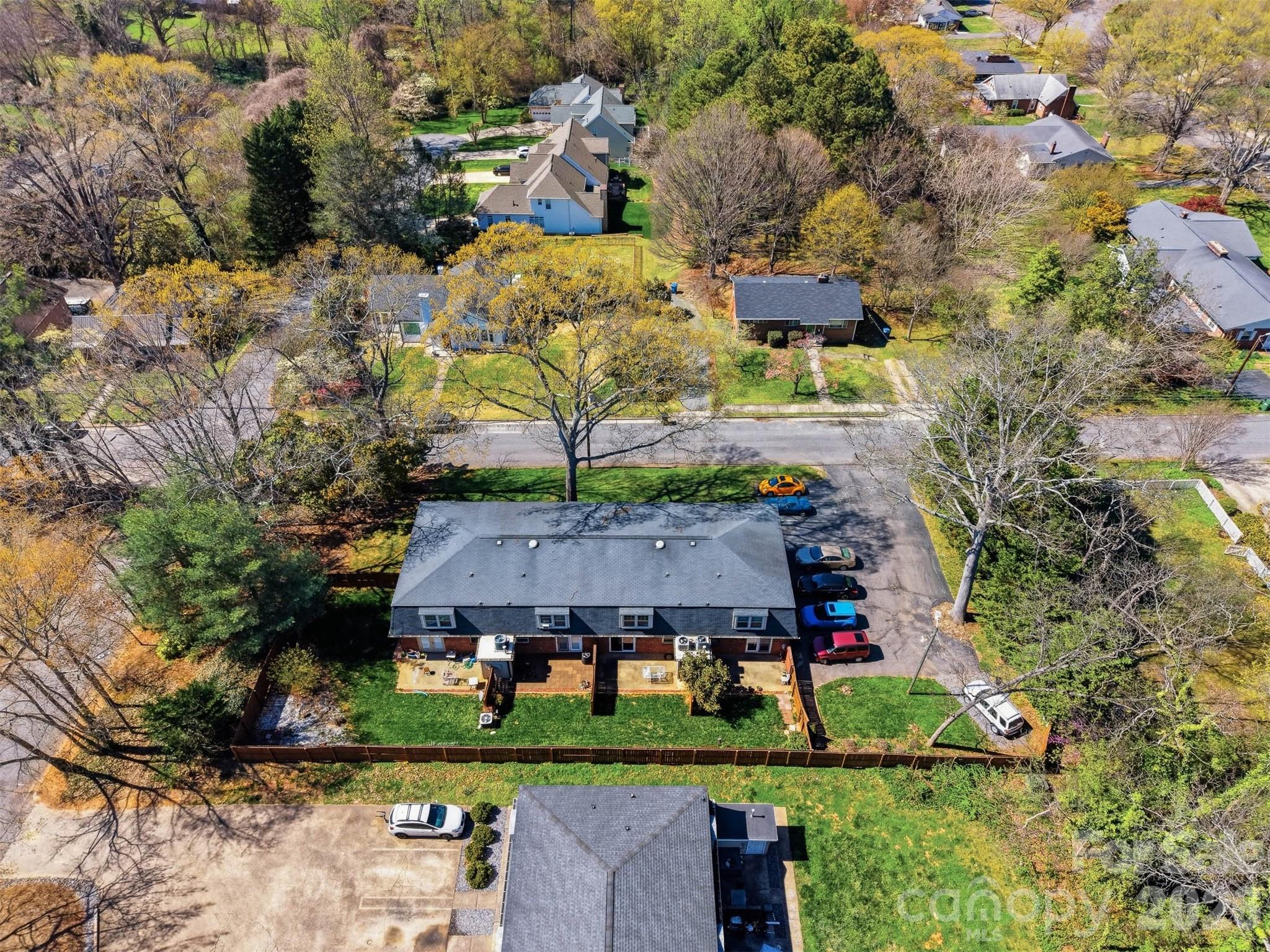 414 7th Street NE — Hickory