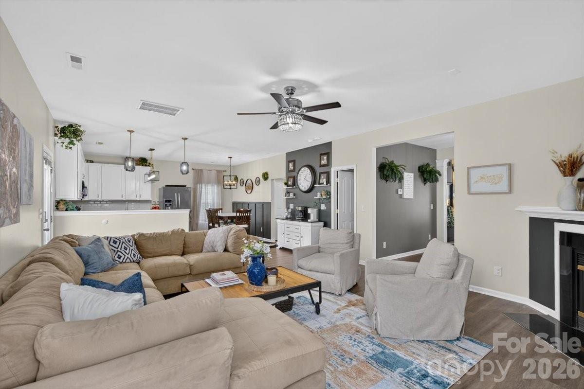10926 Chrudan Drive — Charlotte