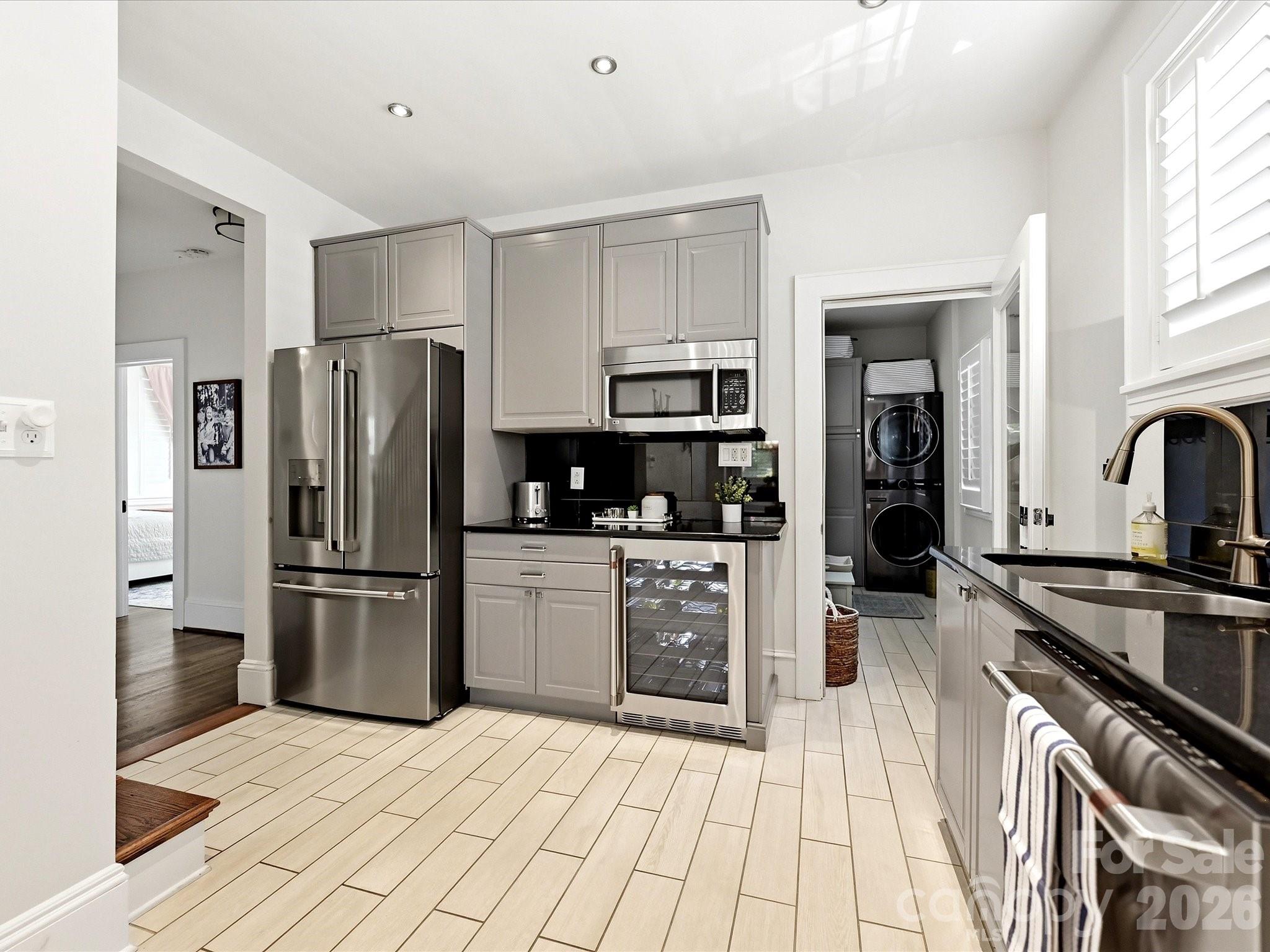 1822 Lombardy Circle — Charlotte