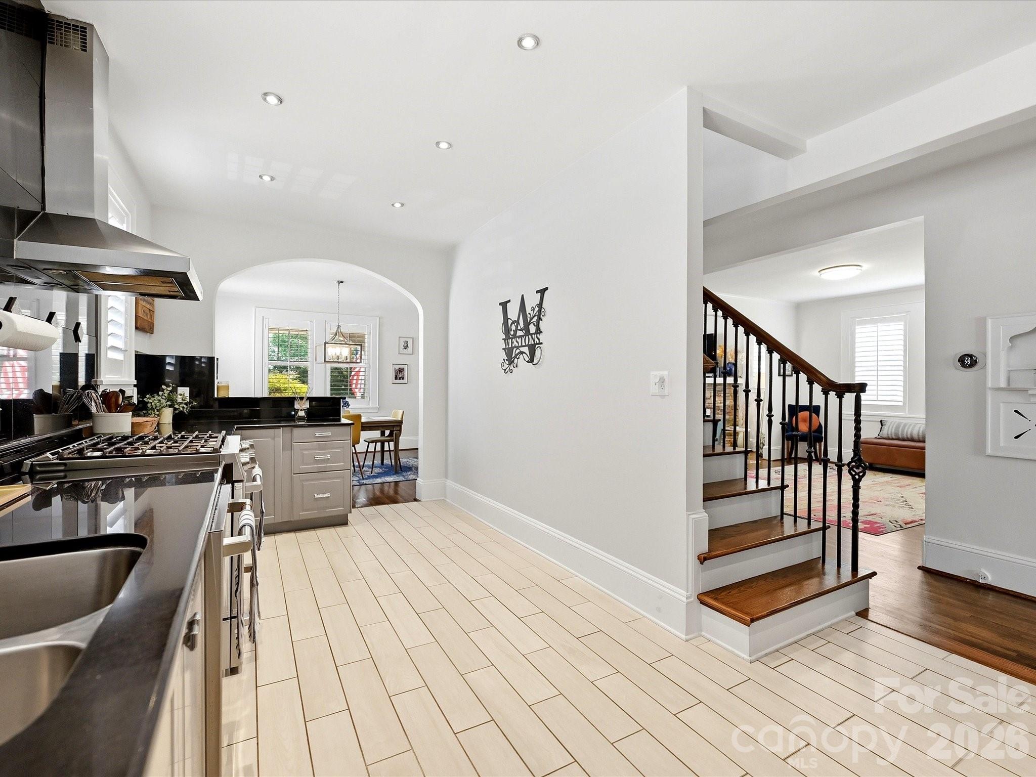 1822 Lombardy Circle — Charlotte