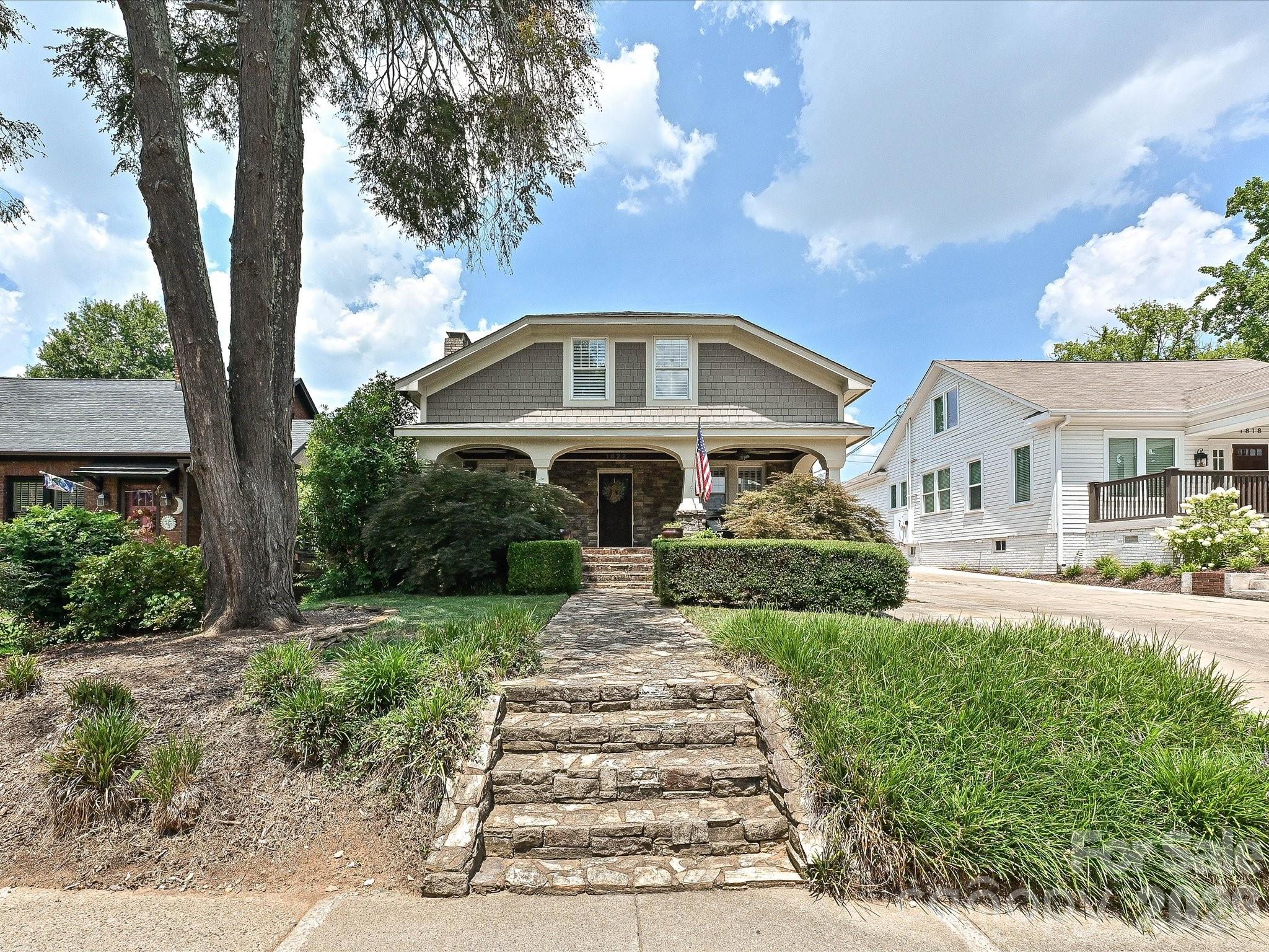 1822 Lombardy Circle — Charlotte