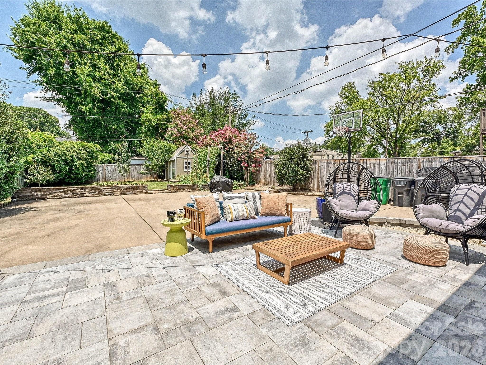1822 Lombardy Circle — Charlotte
