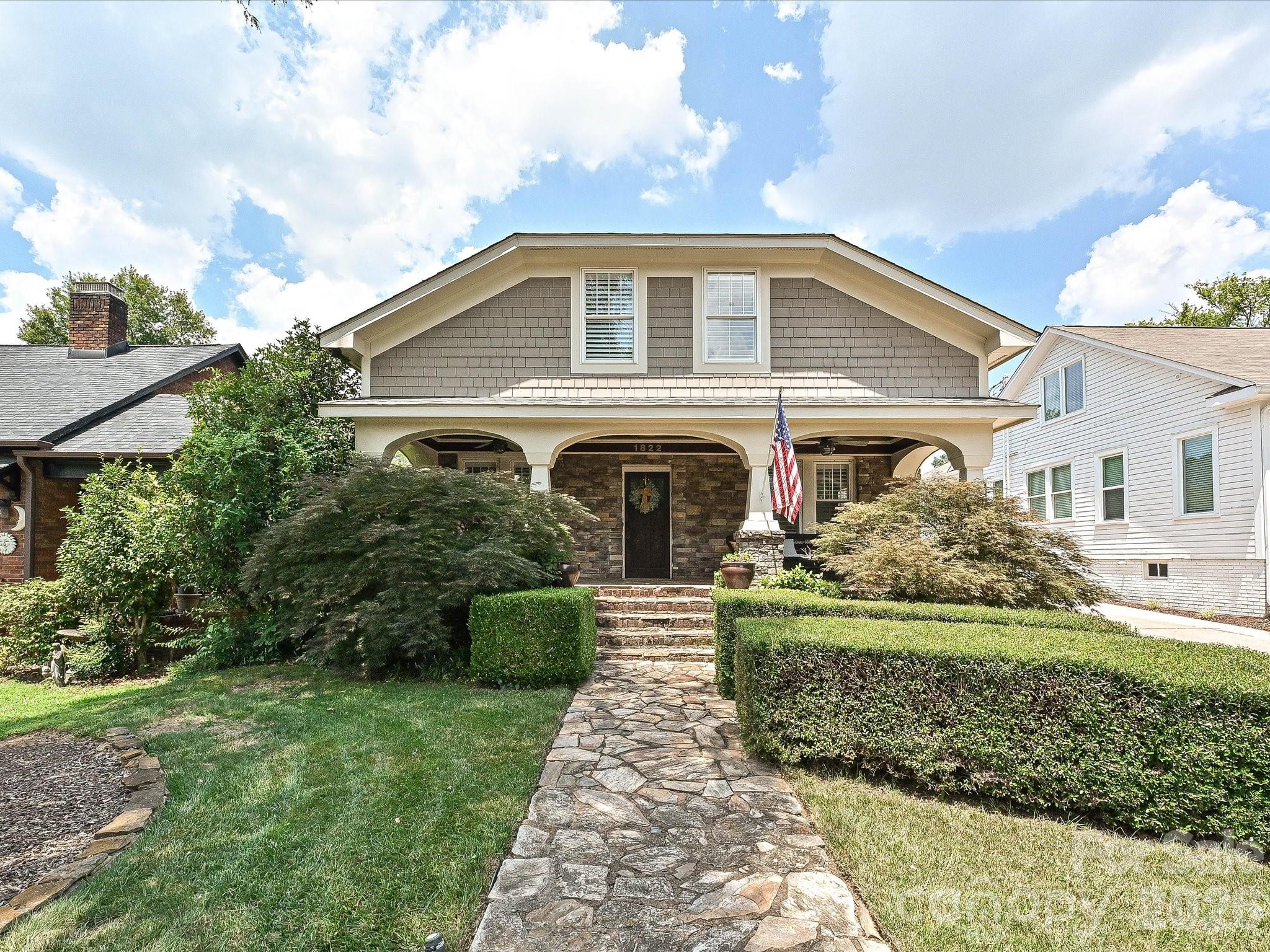 1822 Lombardy Circle — Charlotte