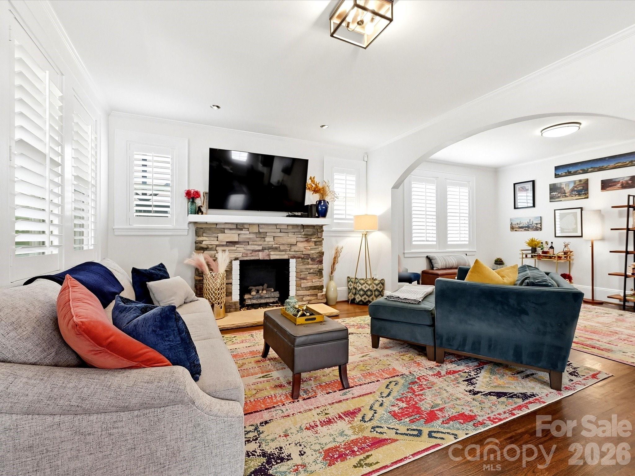1822 Lombardy Circle — Charlotte