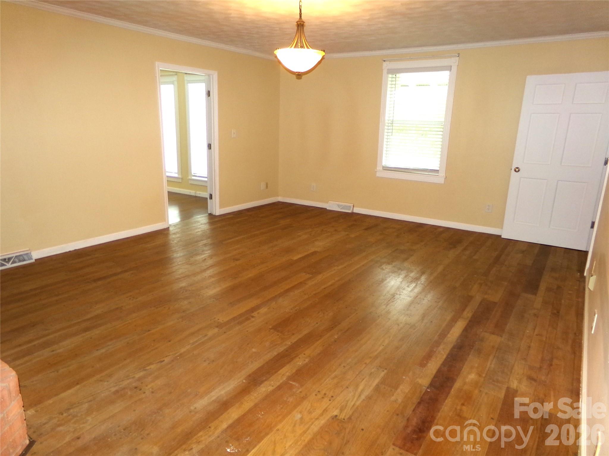33949 Rocky River Road — Norwood