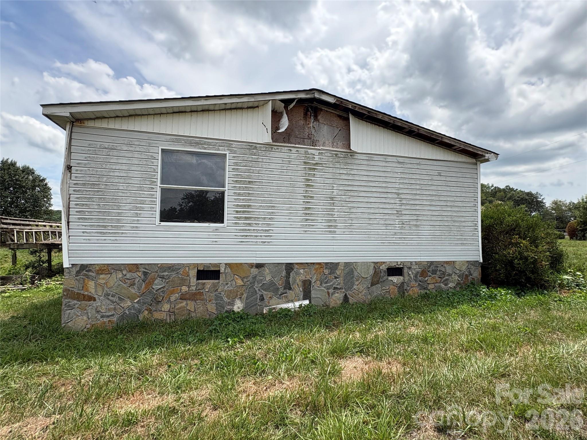 5954 Charlie Little Road — Claremont