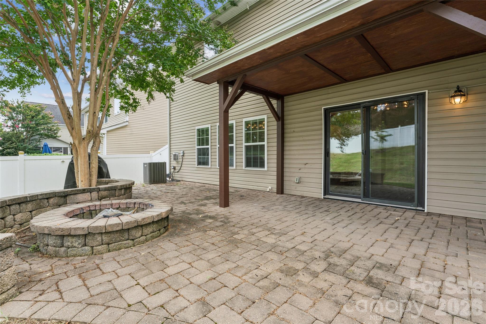 14007 Highland Meadow Road — Charlotte