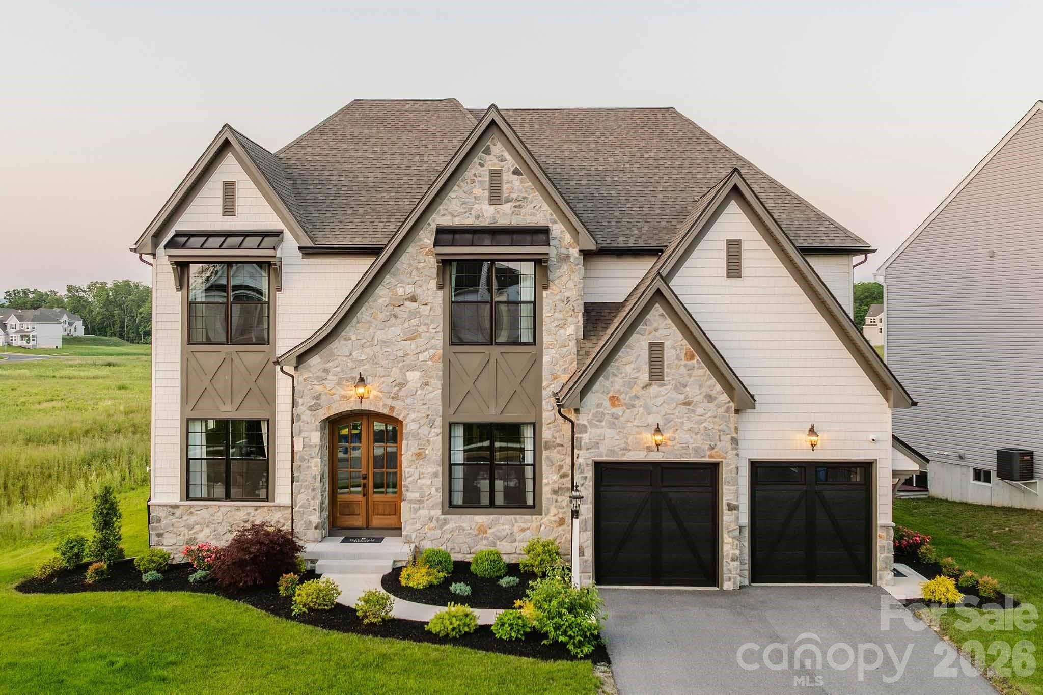 Lot 6 Celestial Way #Devonshire — Weddington