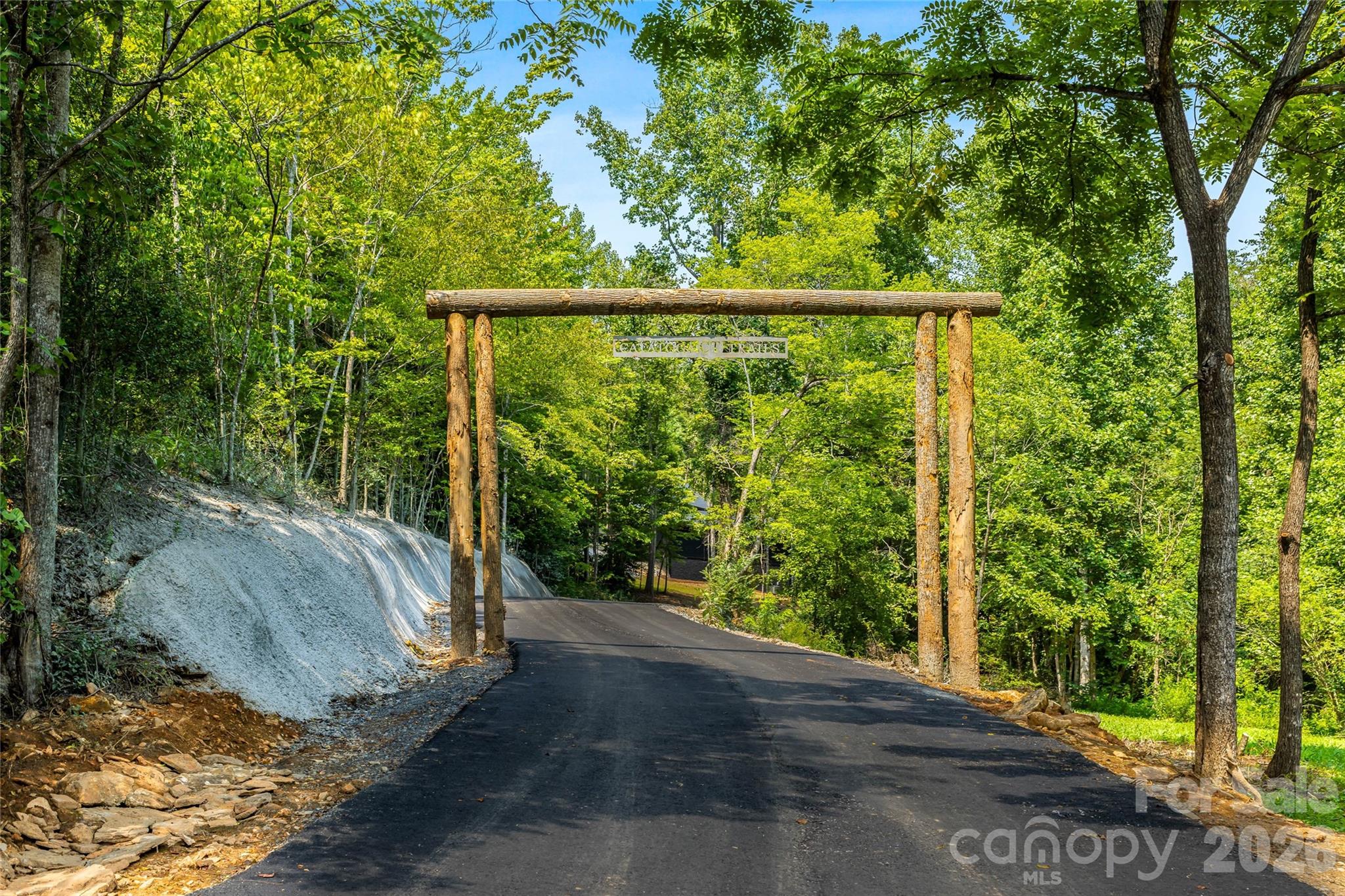 60 Catatoga Trail — Marion
