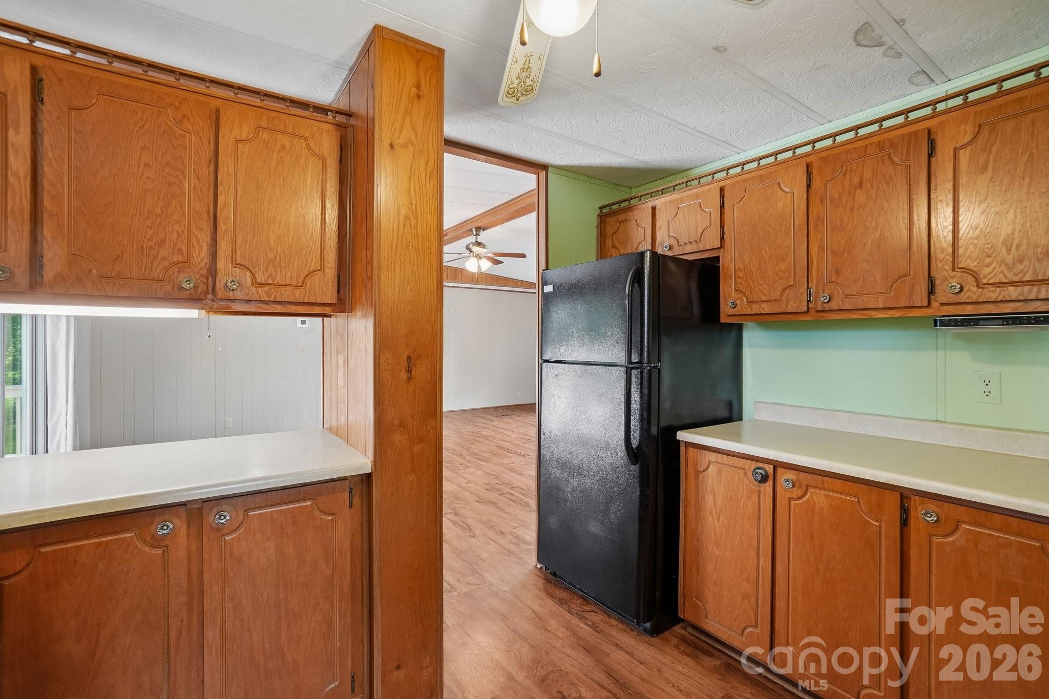 303 Meadowbrook Court — Hendersonville