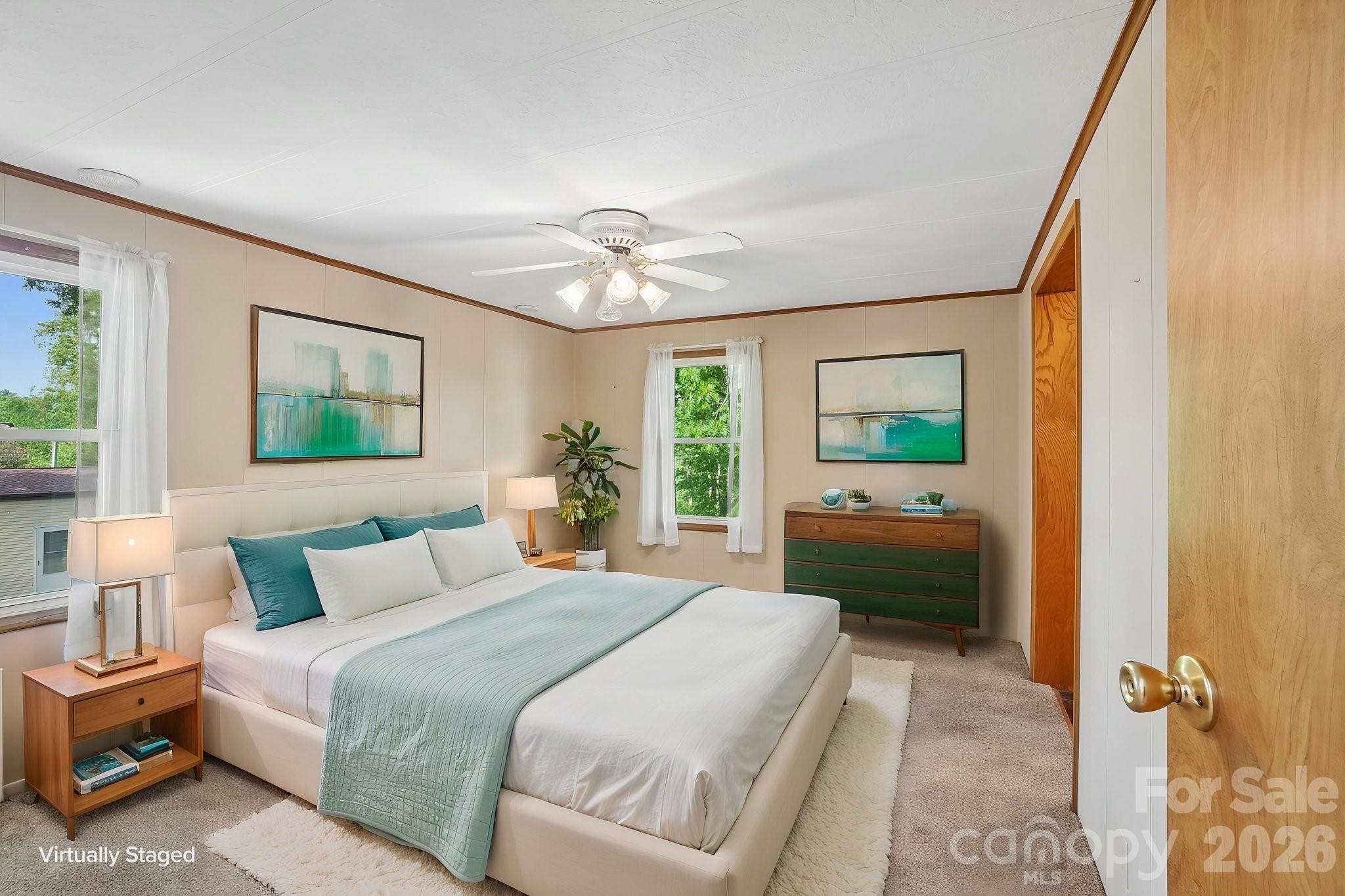 303 Meadowbrook Court — Hendersonville