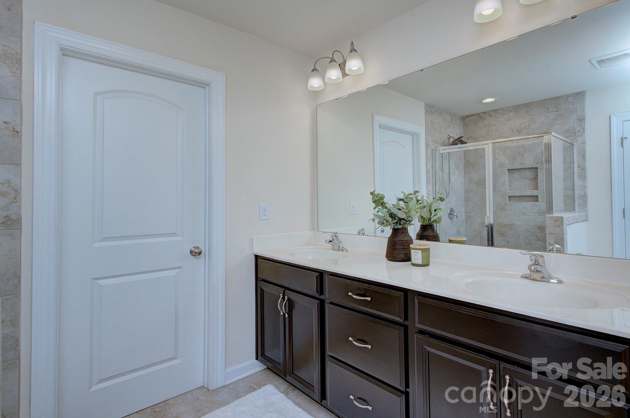 9257 Glenburn Lane — Charlotte