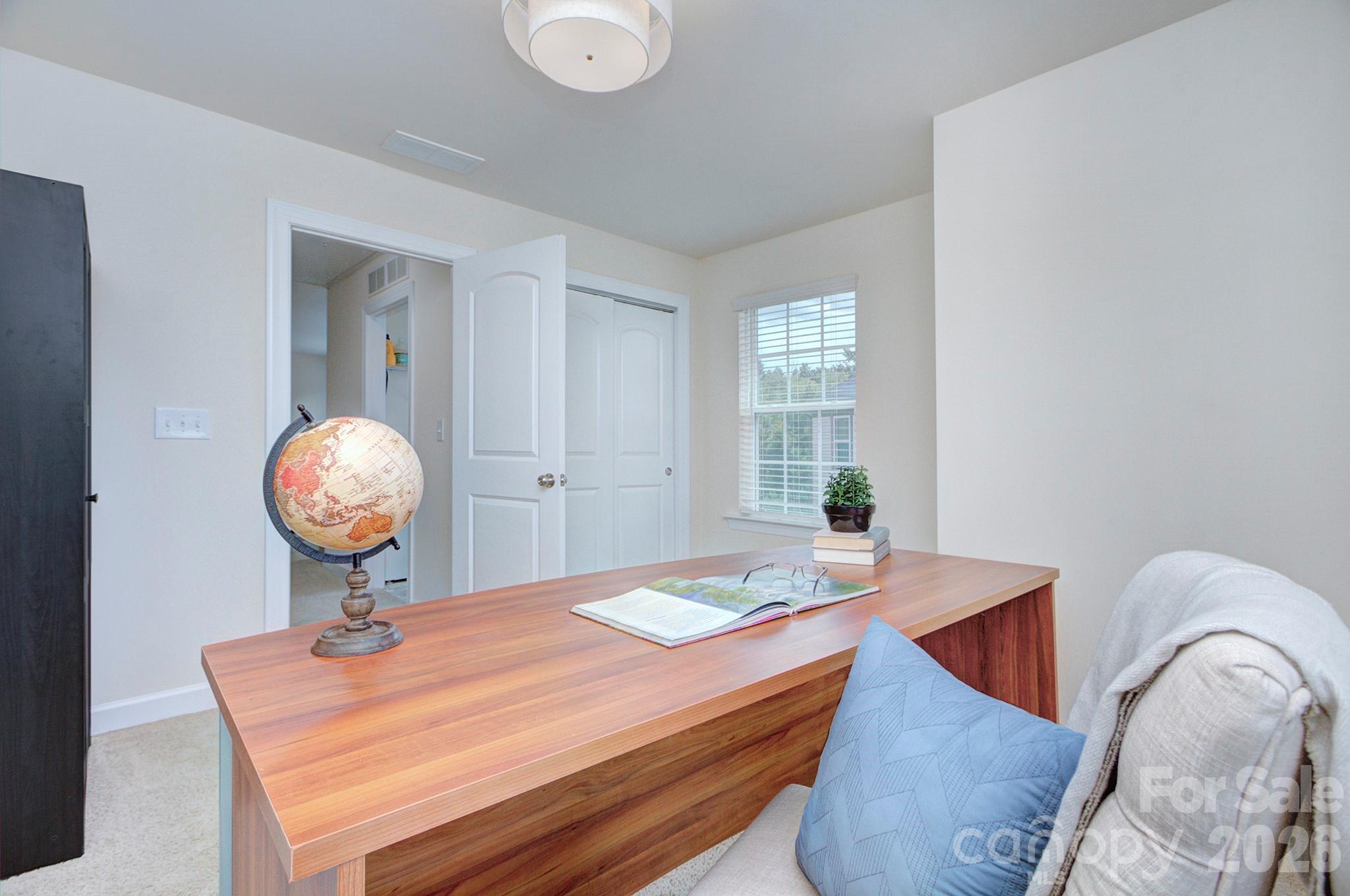 9257 Glenburn Lane — Charlotte
