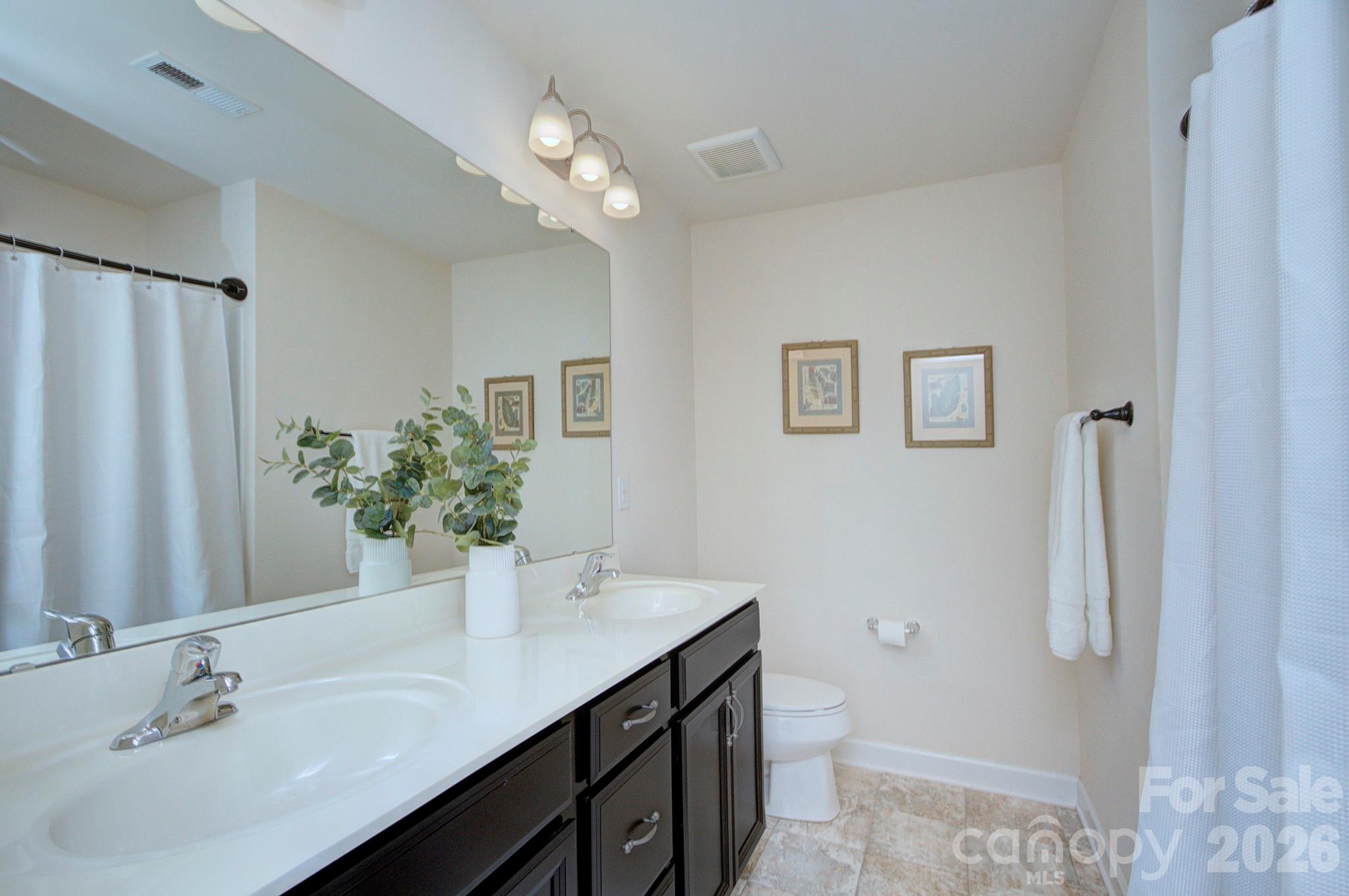 9257 Glenburn Lane — Charlotte