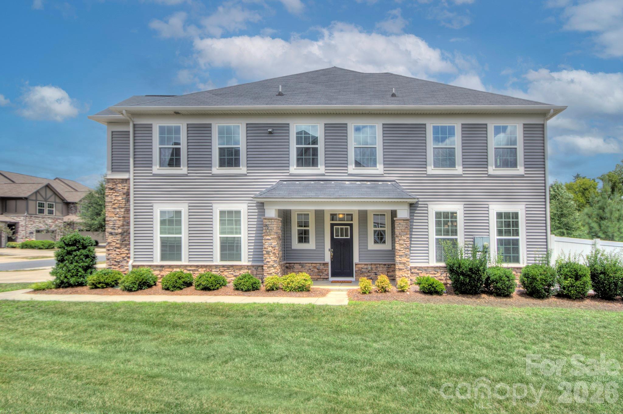 9257 Glenburn Lane — Charlotte