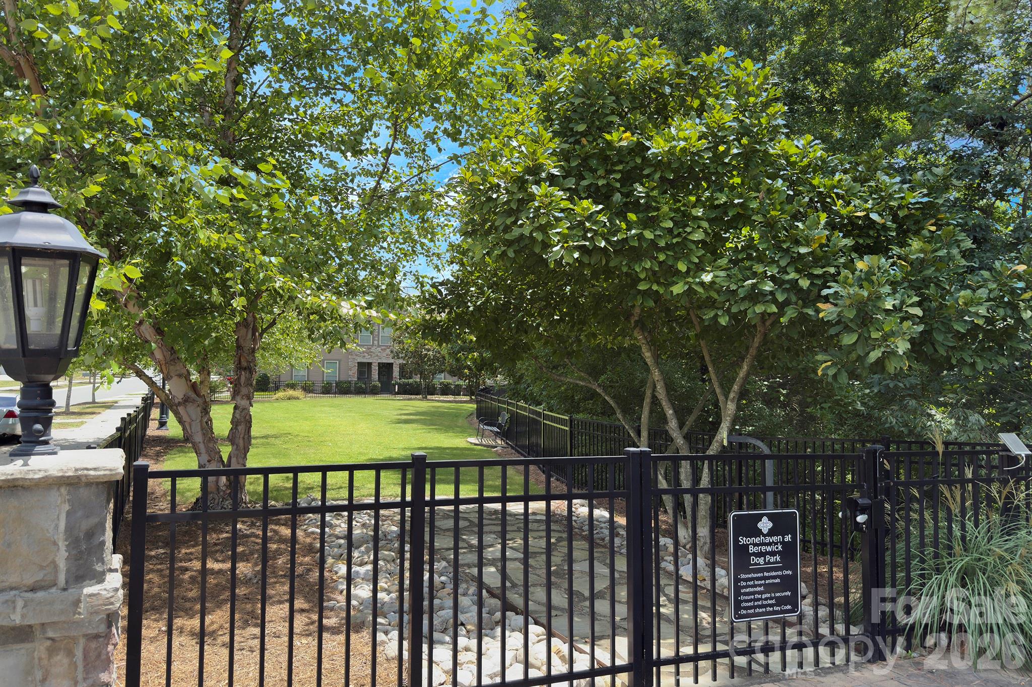 9257 Glenburn Lane — Charlotte