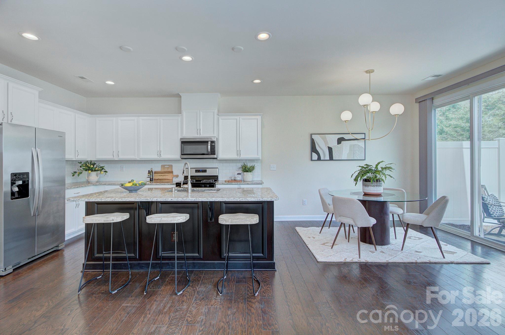 9257 Glenburn Lane — Charlotte