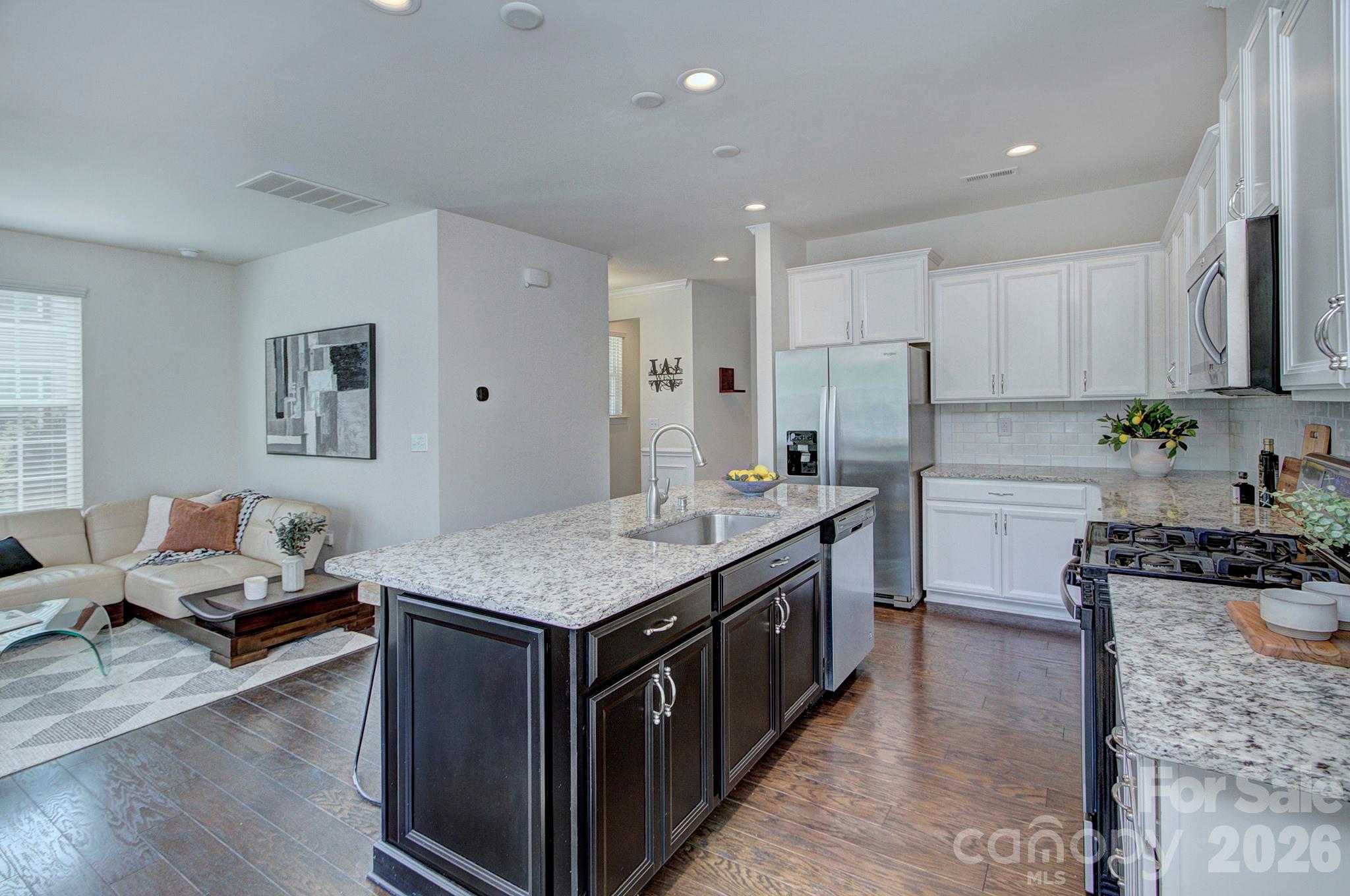 9257 Glenburn Lane — Charlotte