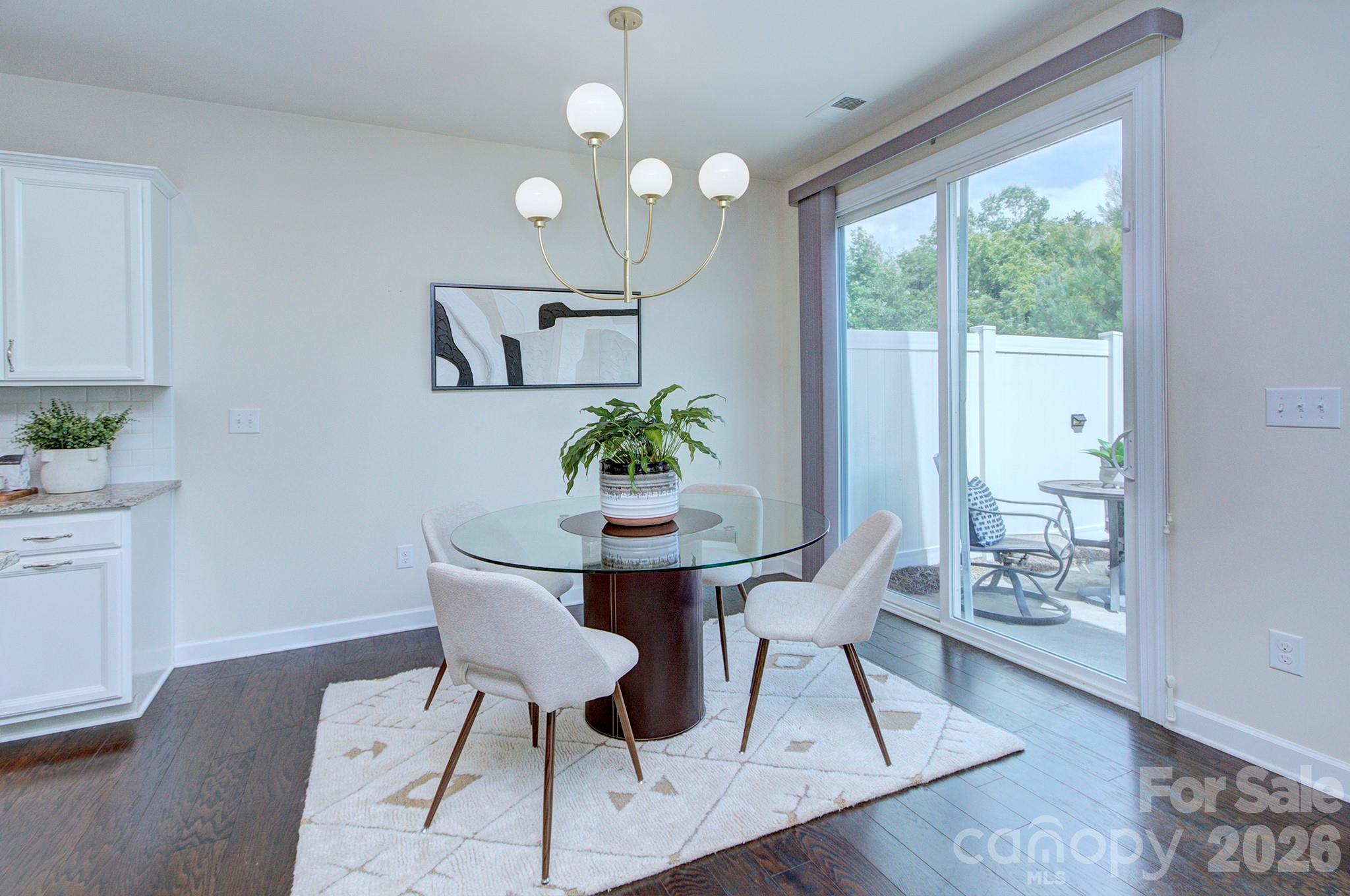 9257 Glenburn Lane — Charlotte