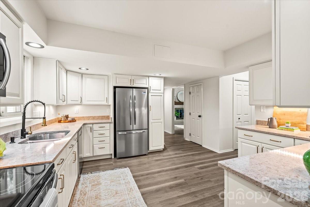 9205 Tree Haven Drive — Charlotte