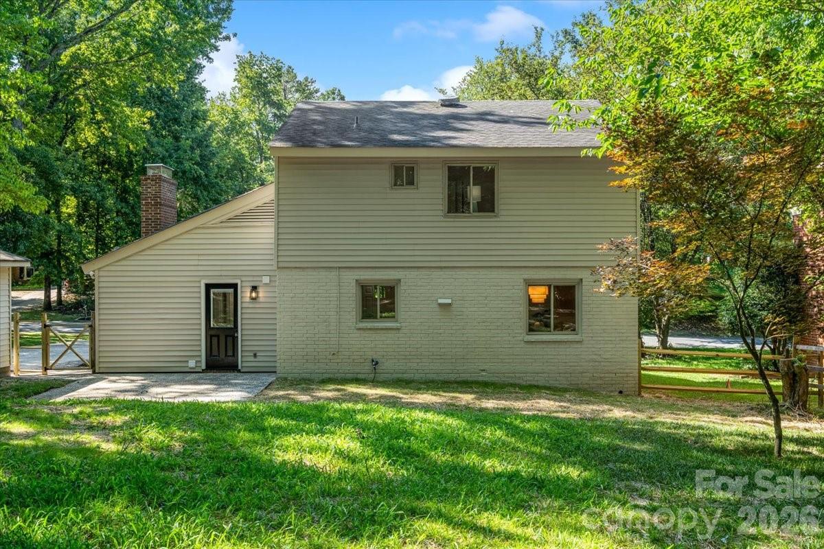 9205 Tree Haven Drive — Charlotte