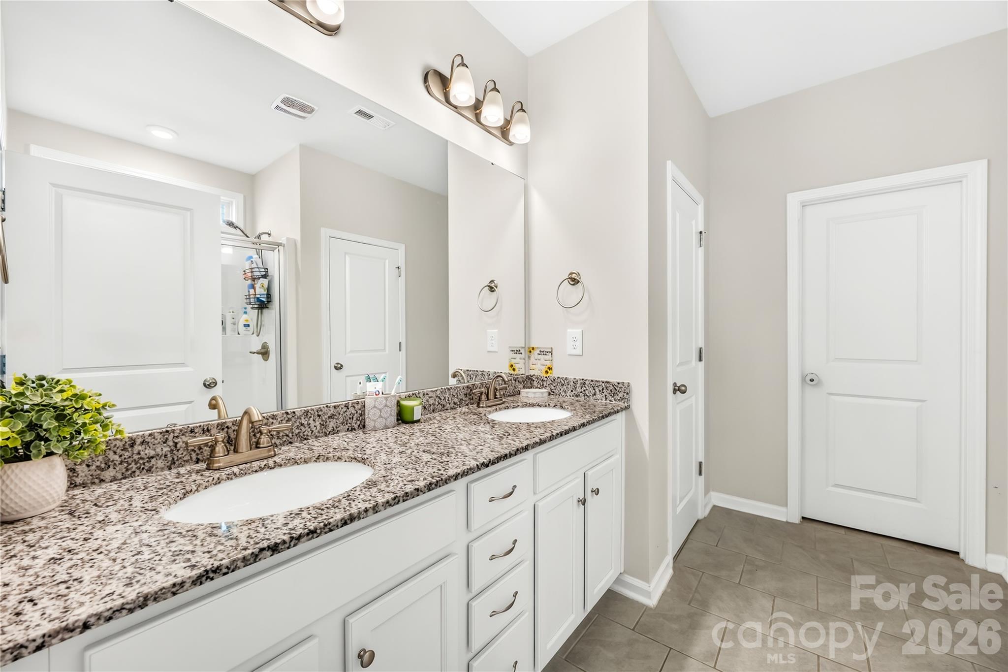 4526 Dover Court — Denver