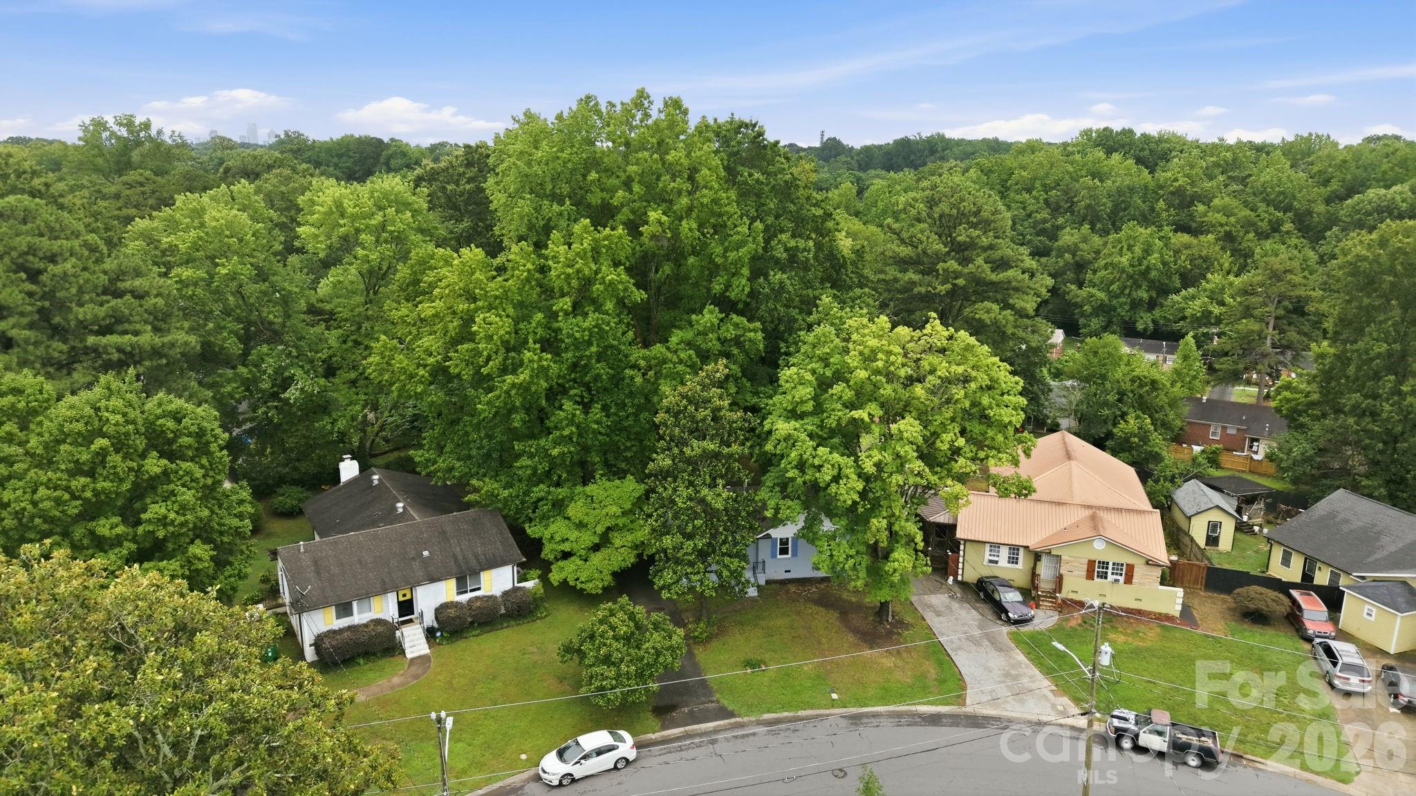 835 Ranch Road — Charlotte
