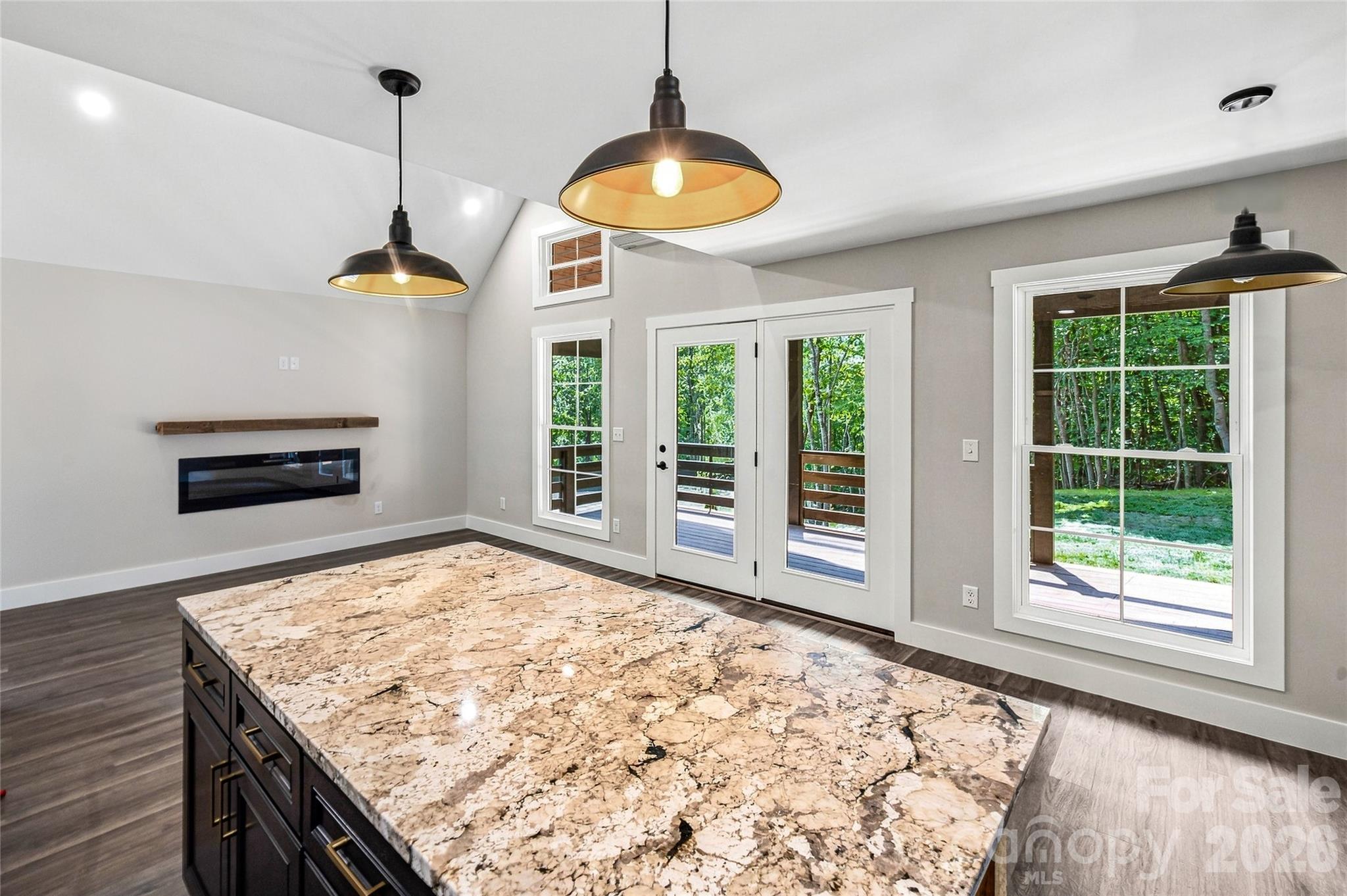87 Catatoga Trail — Marion