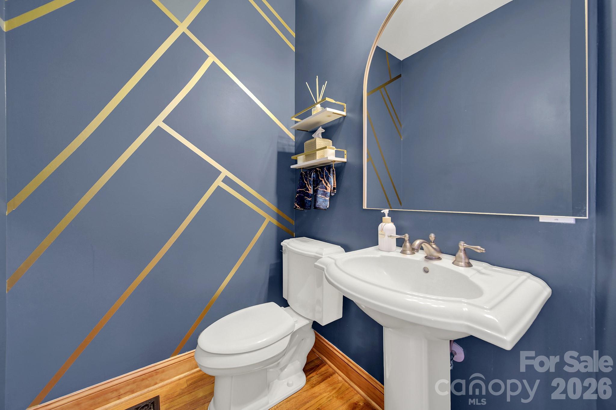1583 Calder Lane — Clover