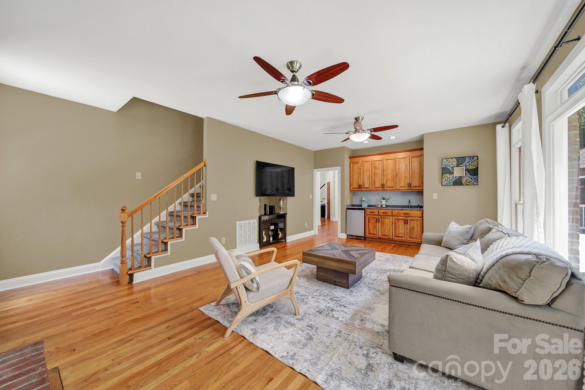 1583 Calder Lane — Clover